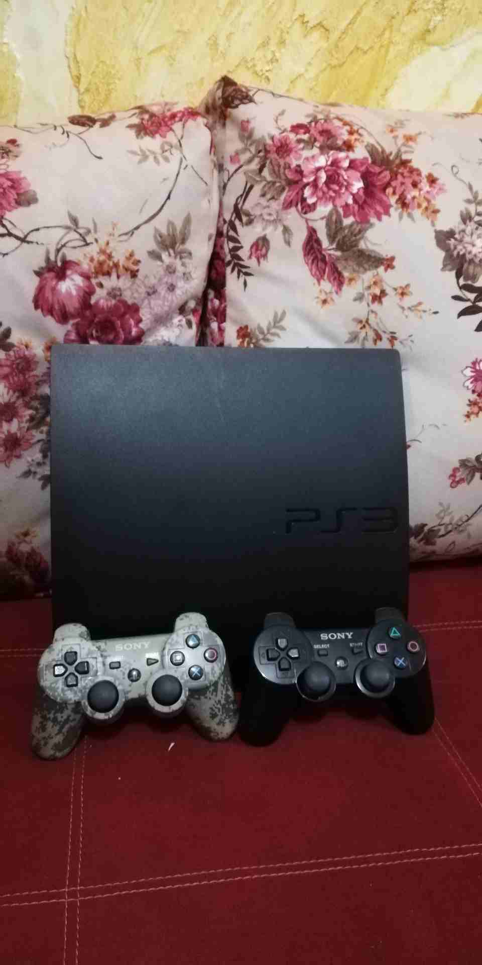 ps3 250GB                                            


	 				لا تنسَ أنك شاهدت هذا الإعلان في عنكبوت            
	 				
                            #جهاز بحاله الجديد معه جميع الوصلات وايدي 3 اصل...
