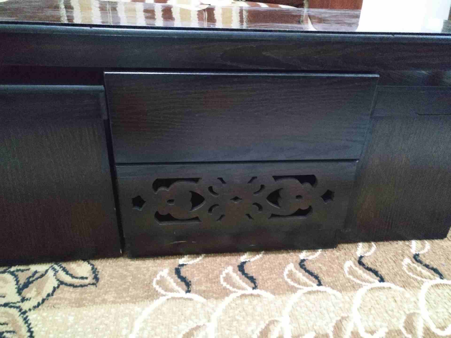 طاولة وسط
لا تنسَ أنك شاهدت هذا الإعلان في عنكبوت
طاولة وسط
2 طاولة صغير
2 طاولة وسوط
مع جرار...
