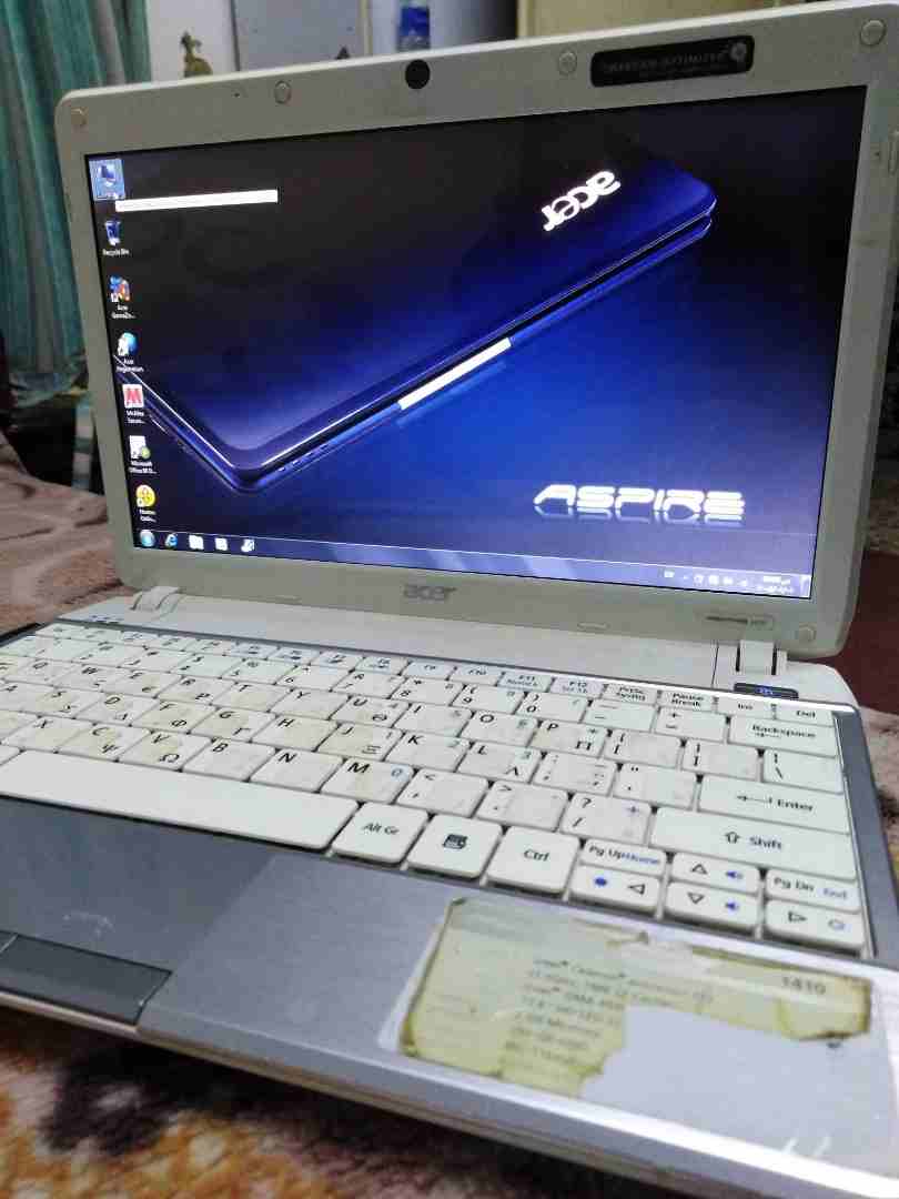 لابتوب ايسر Acer Mini Laptop بوضع جيد جدا                                            


	 				لا تنسَ أنك شاهدت هذا الإعلان في عنكبوت            
	 				
                            لابتوب ايسر Ace...