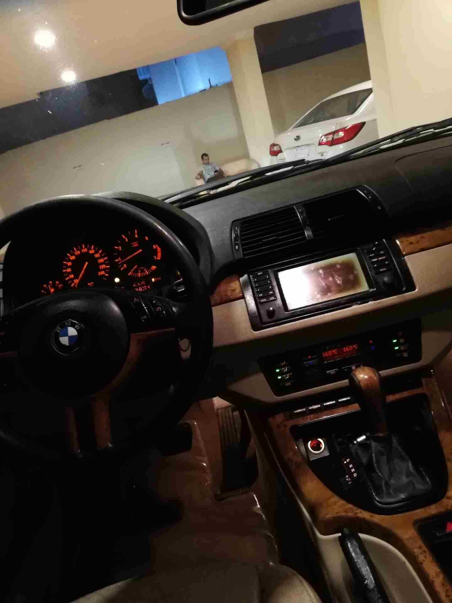 بي ام دبليو X5
لا تنسَ أنك شاهدت هذا الإعلان في عنكبوت
للبيع في جده بي ام X5 موديل 2000
مجدد...