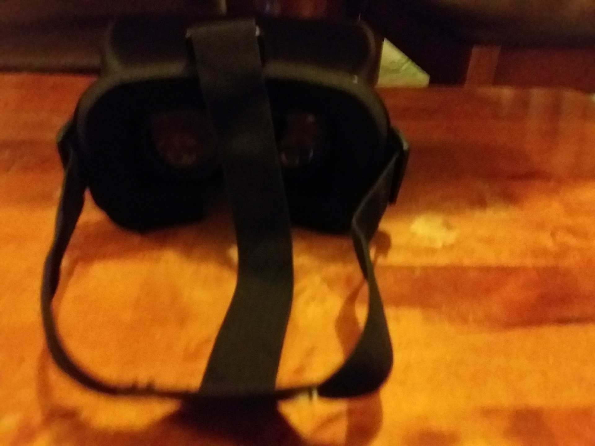 VR box جديدة
لا تنسَ أنك شاهدت هذا الإعلان في عنكبوت
VR box...