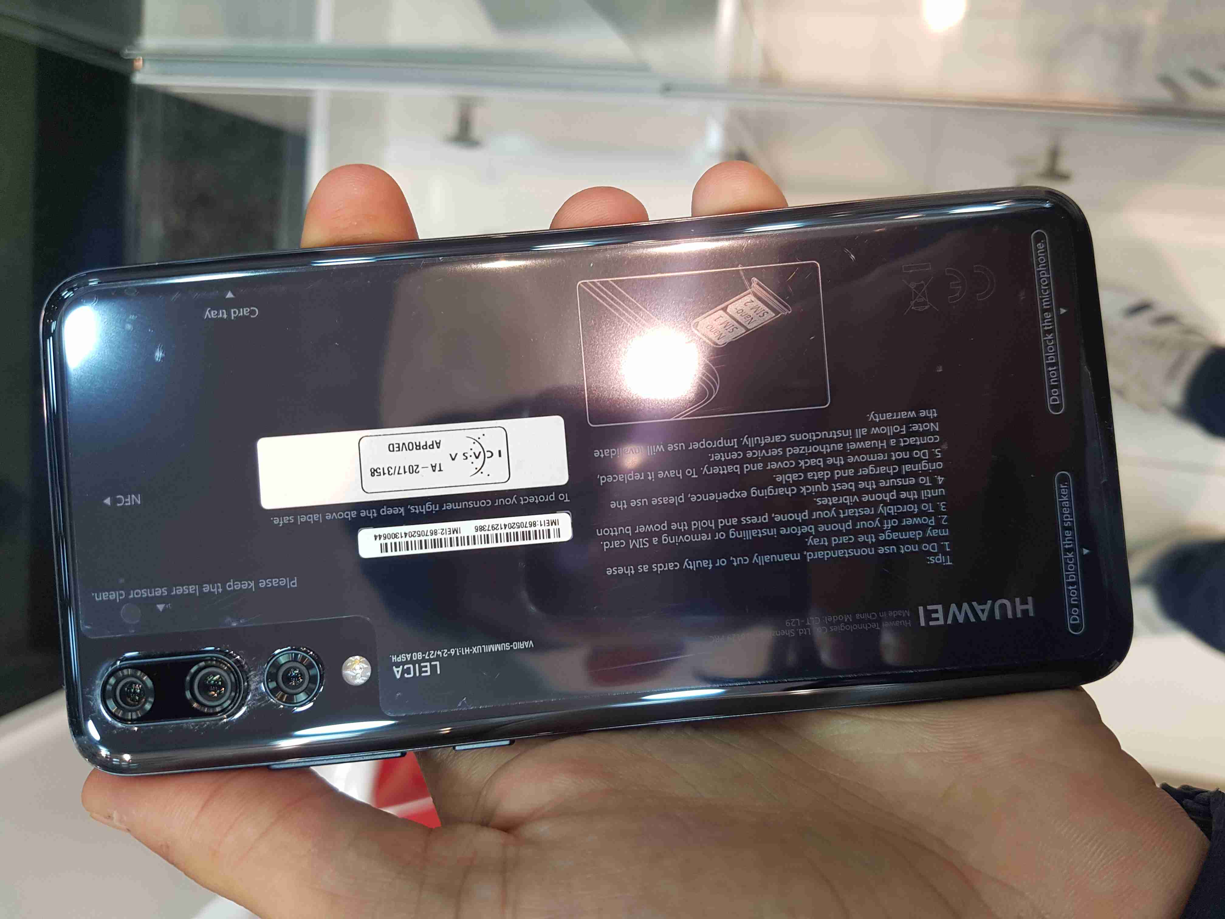 Huawei Model P20 Pro الجهاز وكاله مشغل تشغيل بس كامل اغراضو
لا تنسَ أنك شاهدت هذا الإعلان في عنكبوت...