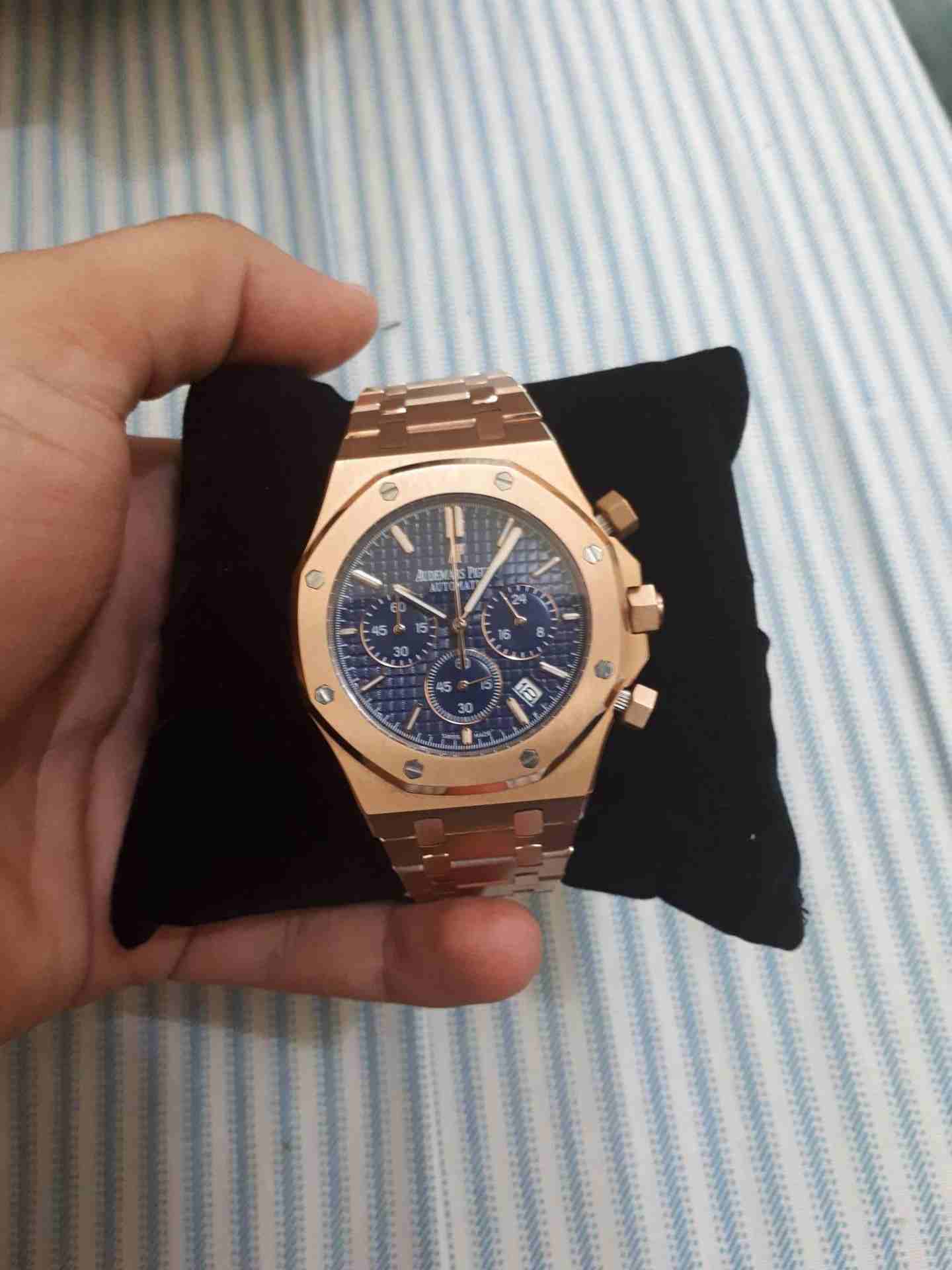 Ap royal oak watch Leo Messi (Limited edition)                                            


	 				لا تنسَ أنك شاهدت هذا الإعلان في عنكبوت            
	 				
                            Ap royal o...