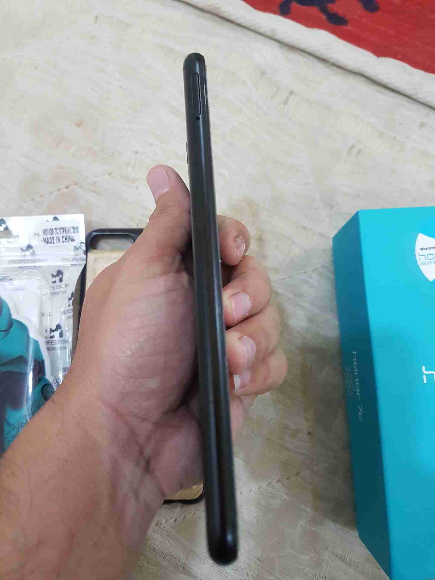 للبيع جوال هونر سي 7
لا تنسَ أنك شاهدت هذا الإعلان في عنكبوت
للبيع جوال هونر سي 7 نظيف تم تغي...