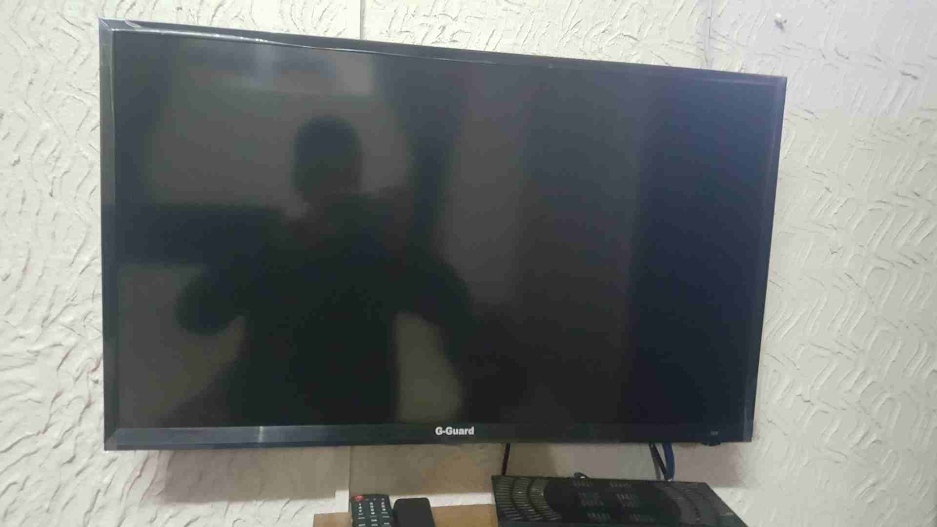 شاشة  جيدا جدا وطاولة شاشه بحاله جيدا                                            


	 				لا تنسَ أنك شاهدت هذا الإعلان في عنكبوت            
	 				
                            شاشه 32 انش بحاله ج...