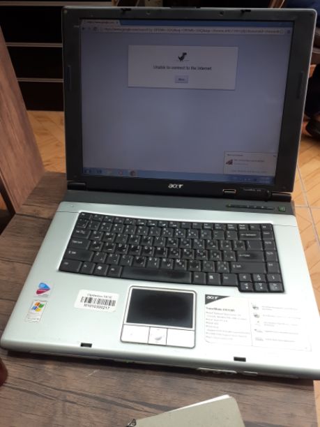 لابتوب للبيع بسعر مغري 85 Acer امريكي 
0795973360