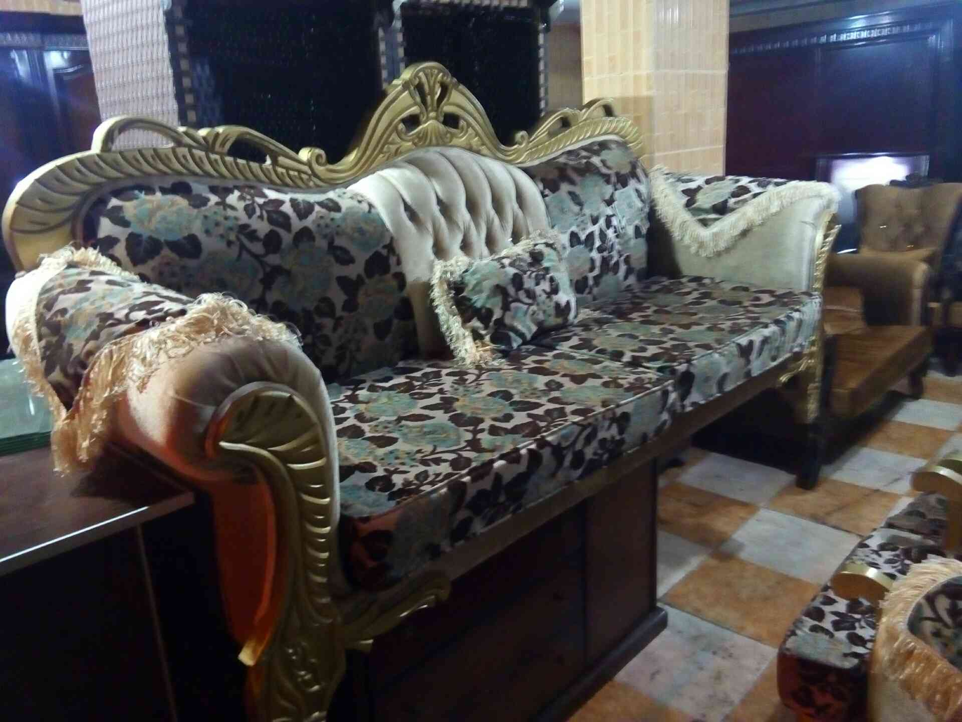 طقم كنب سبع مقاعد اخو لجديد
لا تنسَ أنك شاهدت هذا الإعلان في عنكبوت
طقم كنب سبع مقاعد اخو لجد...