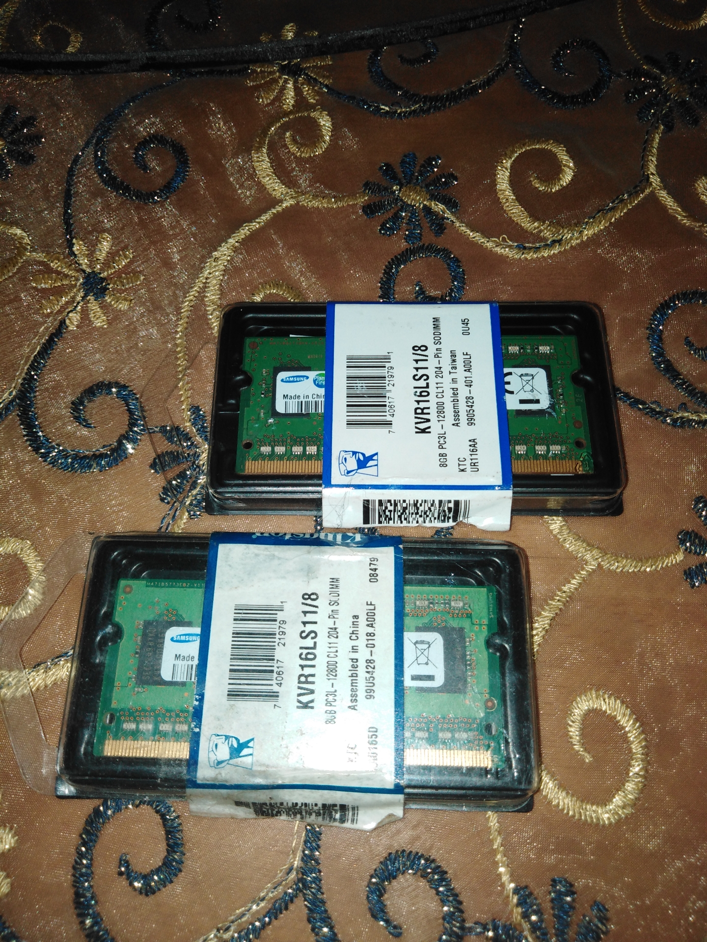 رامات لابتوب ddr3سعة 4 جيجا pc3l 12800sتردد 1600
لا تنسَ أنك شاهدت هذا الإعلان في عنكبوت
راما...