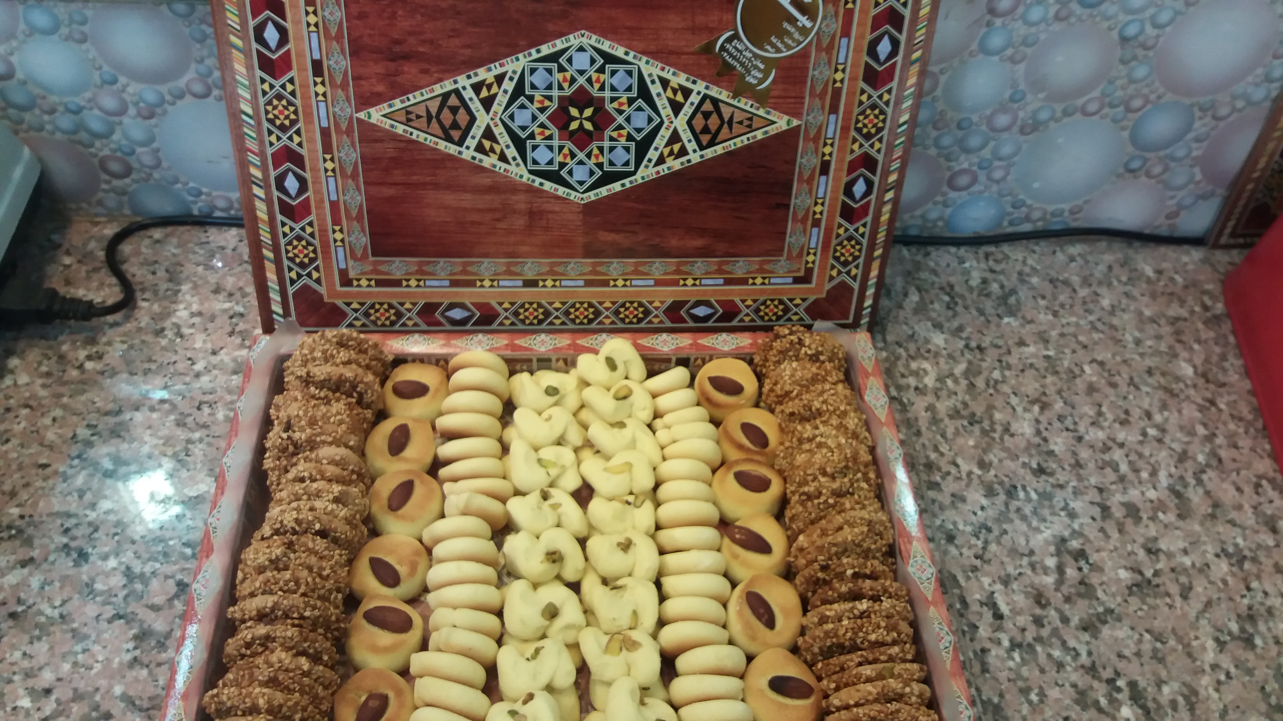 غريبه زائد براتب                                            


	 				لا تنسَ أنك شاهدت هذا الإعلان في عنكبوت            
	 				
                                5...