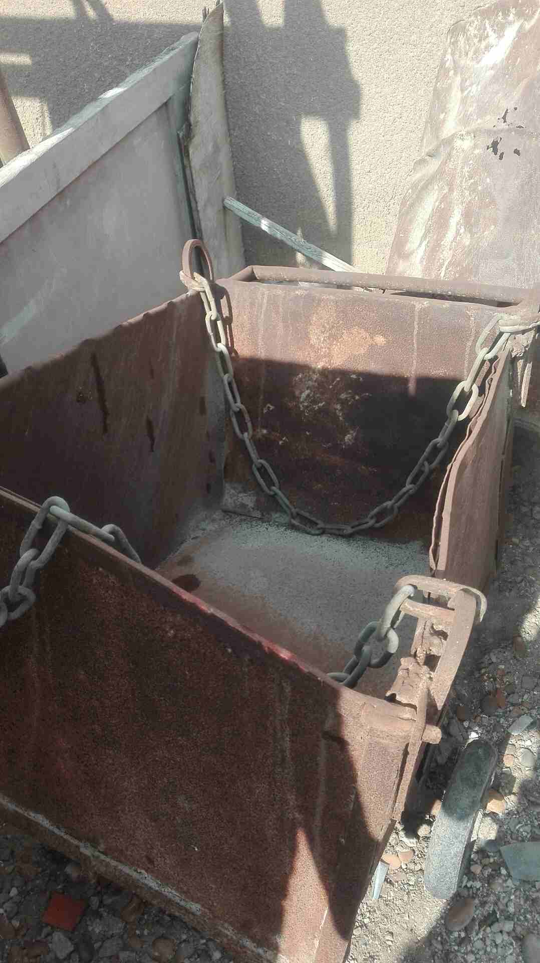 ونش حديد
لا تنسَ أنك شاهدت هذا الإعلان في عنكبوت
للبيع ونش رافع معاع 3 عربيات حديد ... بيرفع 10 ا...