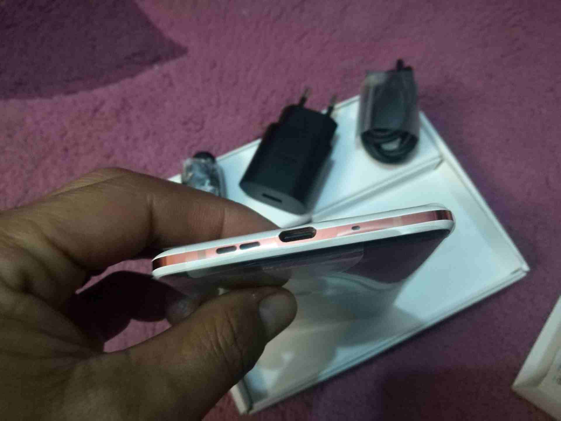 نوكيا 7 مستعمل ساعات
لا تنسَ أنك شاهدت هذا الإعلان في عنكبوت
الجهاز عباره عن جديد مع كل الأغراض...