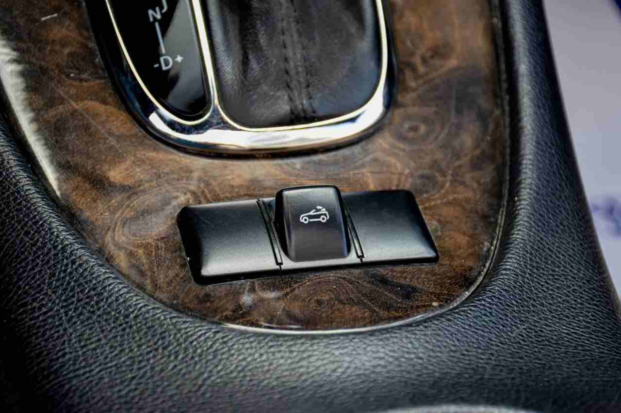 مرسيدس clk كشف 2007
لا تنسَ أنك شاهدت هذا الإعلان في عنكبوت
مرسيدس clk كشف .افنجارد .فحص 4 جيد ....