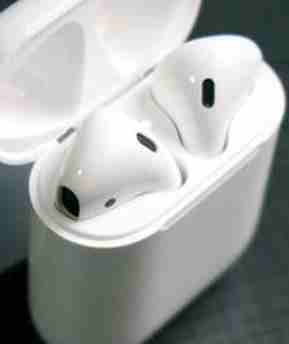 Apple Airpods                                            


	 				لا تنسَ أنك شاهدت هذا الإعلان في عنكبوت            
	 				
                            سماعات ابل 
دون سلك
استخدام بسيط جداً
يشبك...