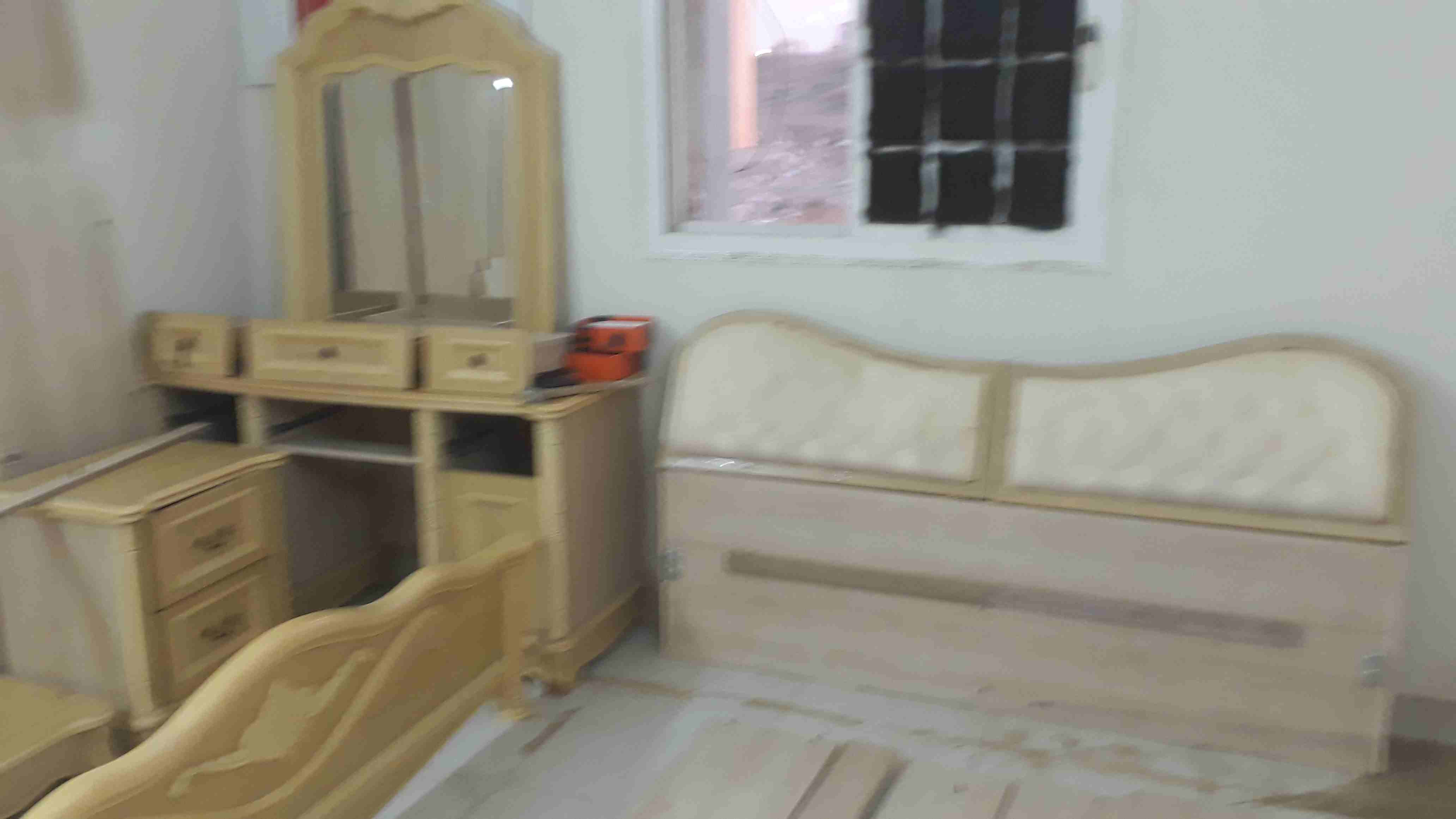 مكه المكرمة الخالديه
لا تنسَ أنك شاهدت هذا الإعلان في عنكبوت
غرفه نوم بحاله جيده جدا خشب تركي الو...