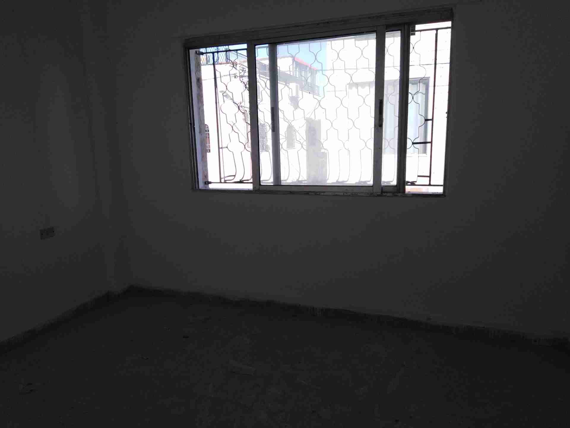 مجمع مكون من مخزنين وشقتين
لا تنسَ أنك شاهدت هذا الإعلان في عنكبوت
مجمع مكون مخزنين تجاري و ش...