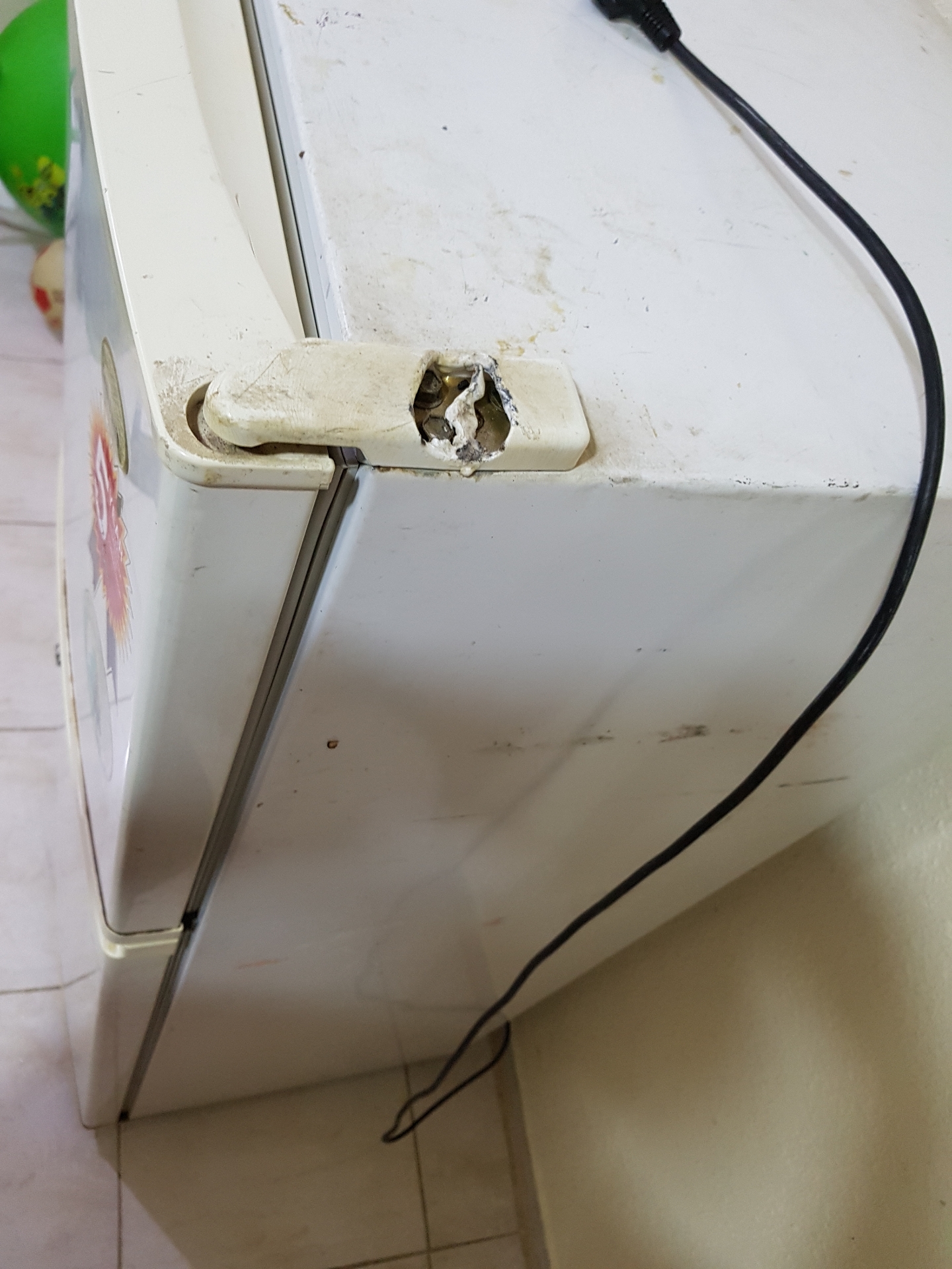 ثلاجة سامسونج نظيفه                                            


	 				لا تنسَ أنك شاهدت هذا الإعلان في عنكبوت            
	 				
                                ثلاجة سامسونج نظيف  تبريدها ممتاز...