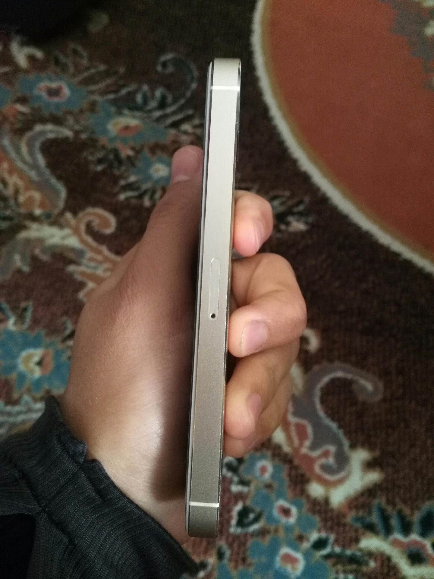ايفون 5s مستعمل بحالة جيدة جدا للبيع بسعر مغري
لا تنسَ أنك شاهدت هذا الإعلان في عنكبوت
ايفون...