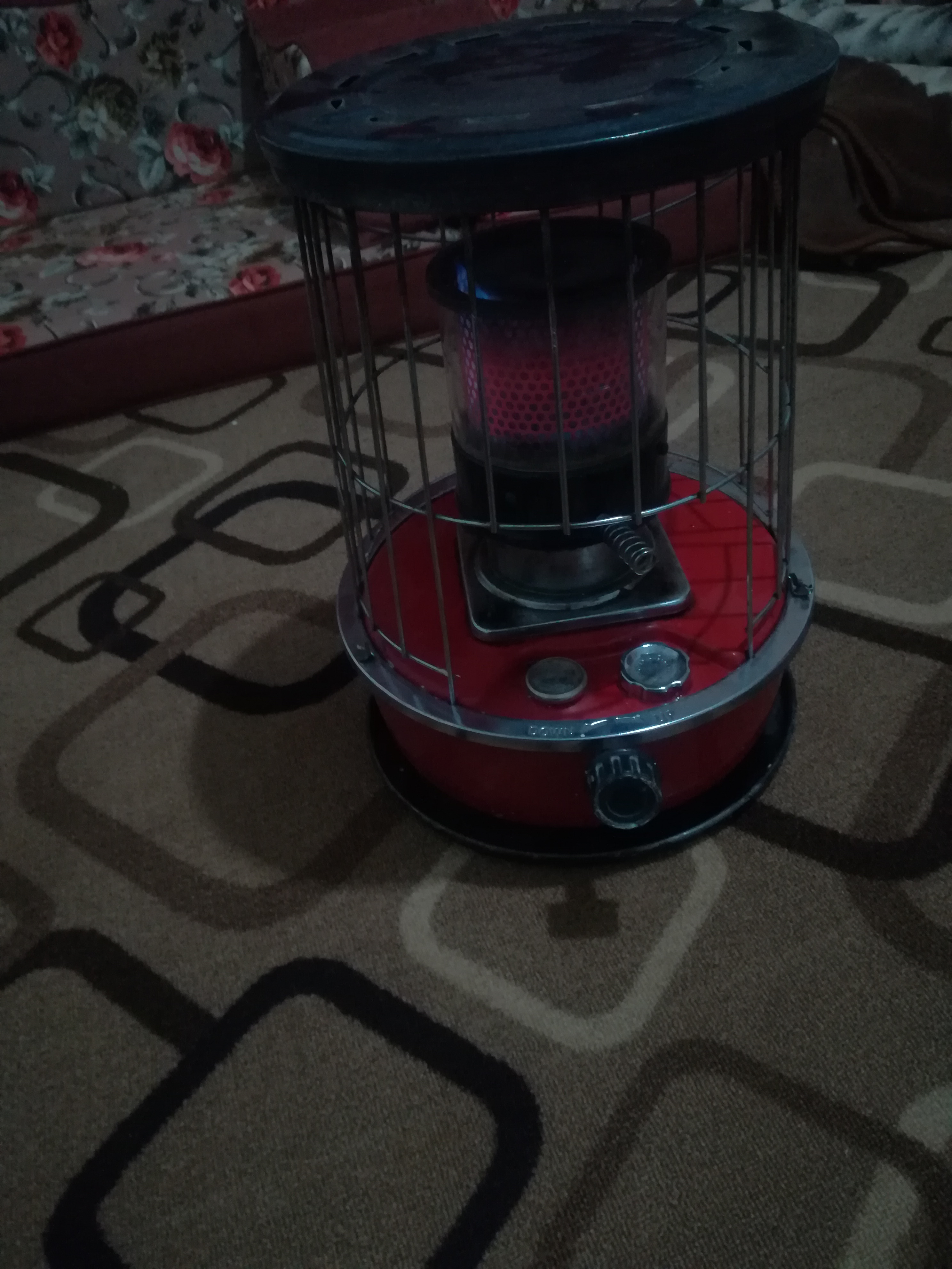 صوبه كاز ياباني فتله جديده فل كاز للبيع 20دينار بحاله الجديد
لا تنسَ أنك شاهدت هذا الإعلان في عنكبوت...