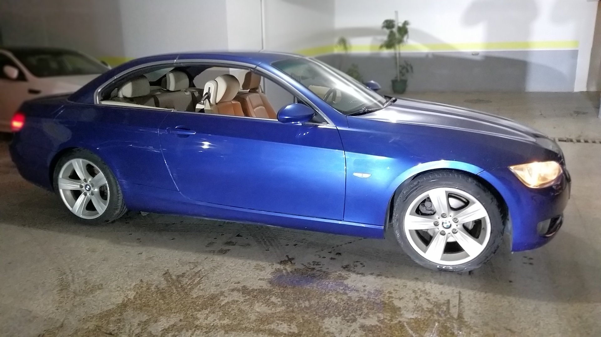 BMW 320 AI 2009
لا تنسَ أنك شاهدت هذا الإعلان في عنكبوت
BMW320AI كوبي فحص 4جيد بحالة ممتازة...