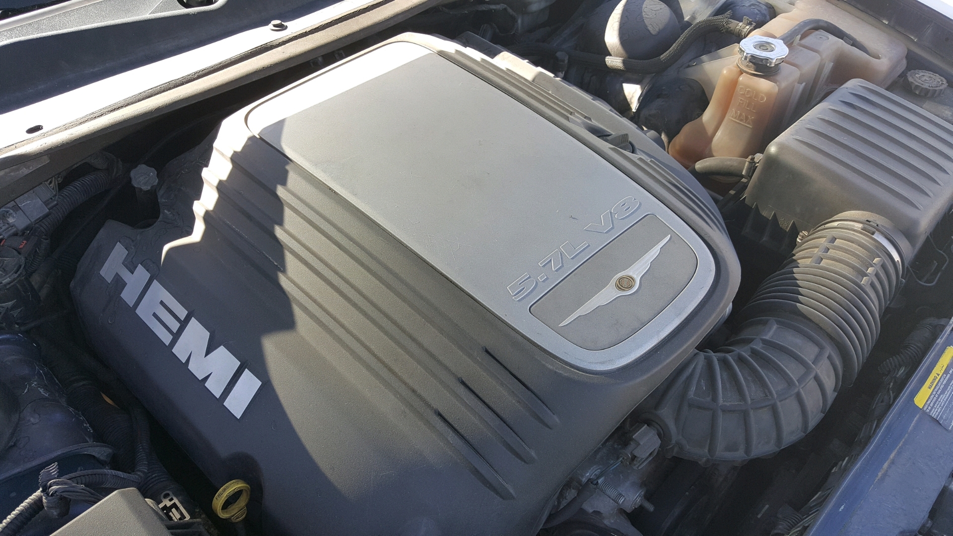 كرايسلر هيمي 5.7
لا تنسَ أنك شاهدت هذا الإعلان في عنكبوت
كرايسلر موديل 2005 HEMI محرك 5700 لو...
