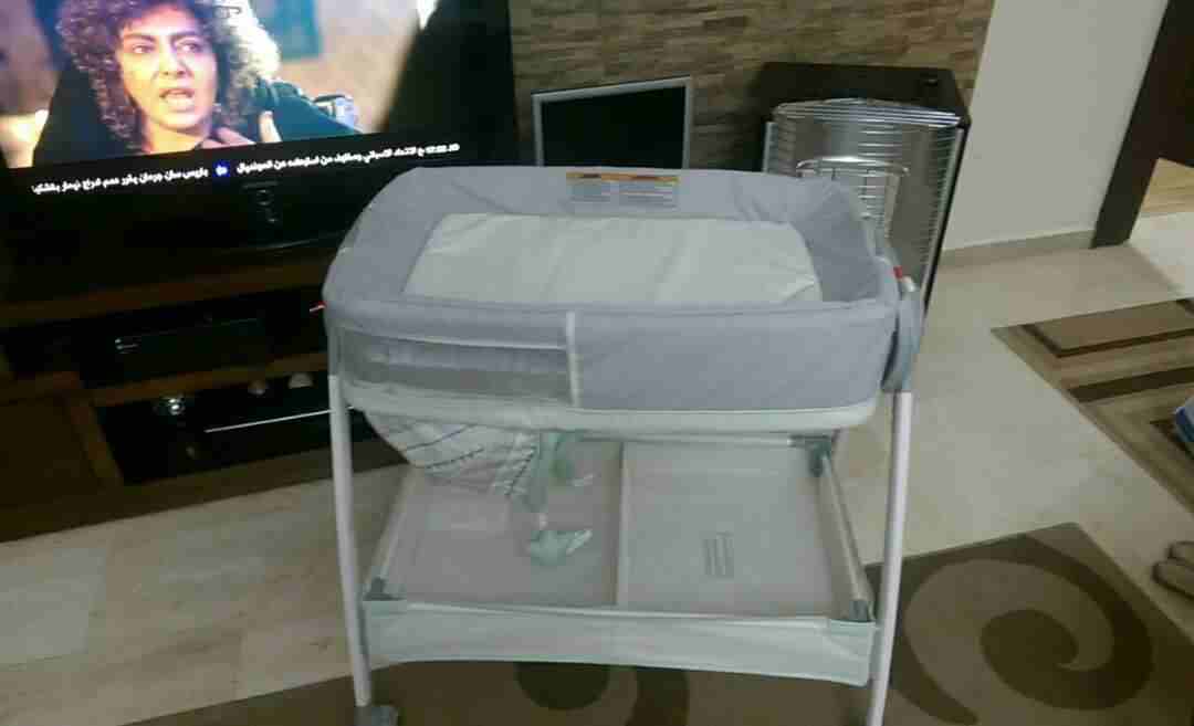 سرير اطفال للبيع
لا تنسَ أنك شاهدت هذا الإعلان في عنكبوت
تخت اطفال و طاولة غيار من امريكا...