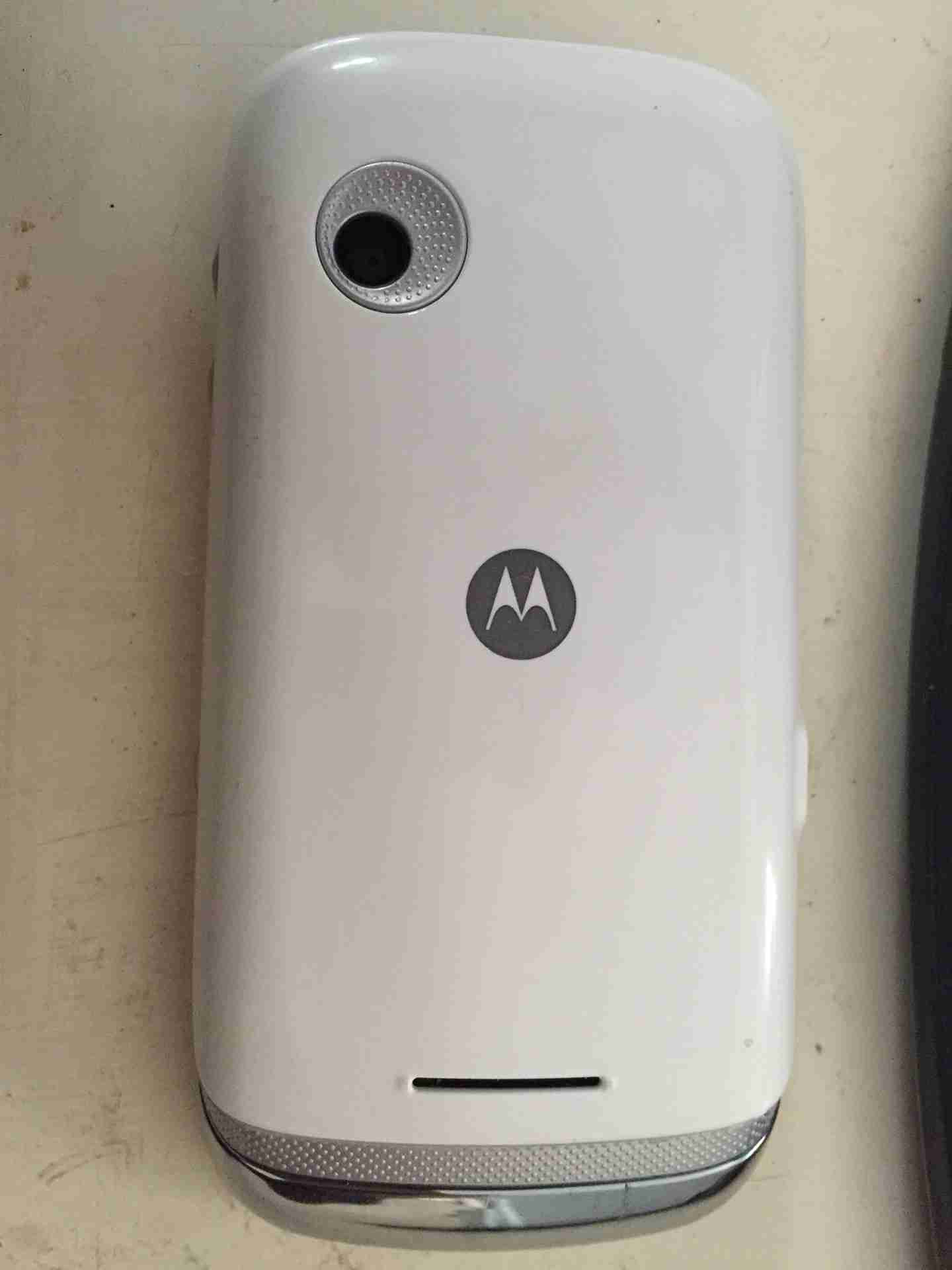 موتورولا فاير Motorola Fire Xt311
لا تنسَ أنك شاهدت هذا الإعلان في عنكبوت
جهاز شغال وبحاله مم...