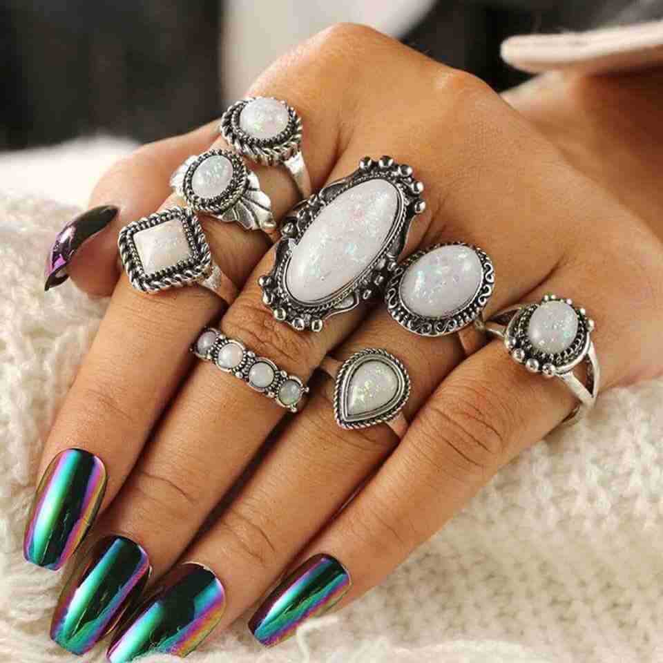 شروة اكسسوارات 530 طقم بسعر لقطة....اطقم خواتم وحلوق و سناسيل واساور
لا تنسَ أنك شاهدت هذا الإعلان في عنكبوت...