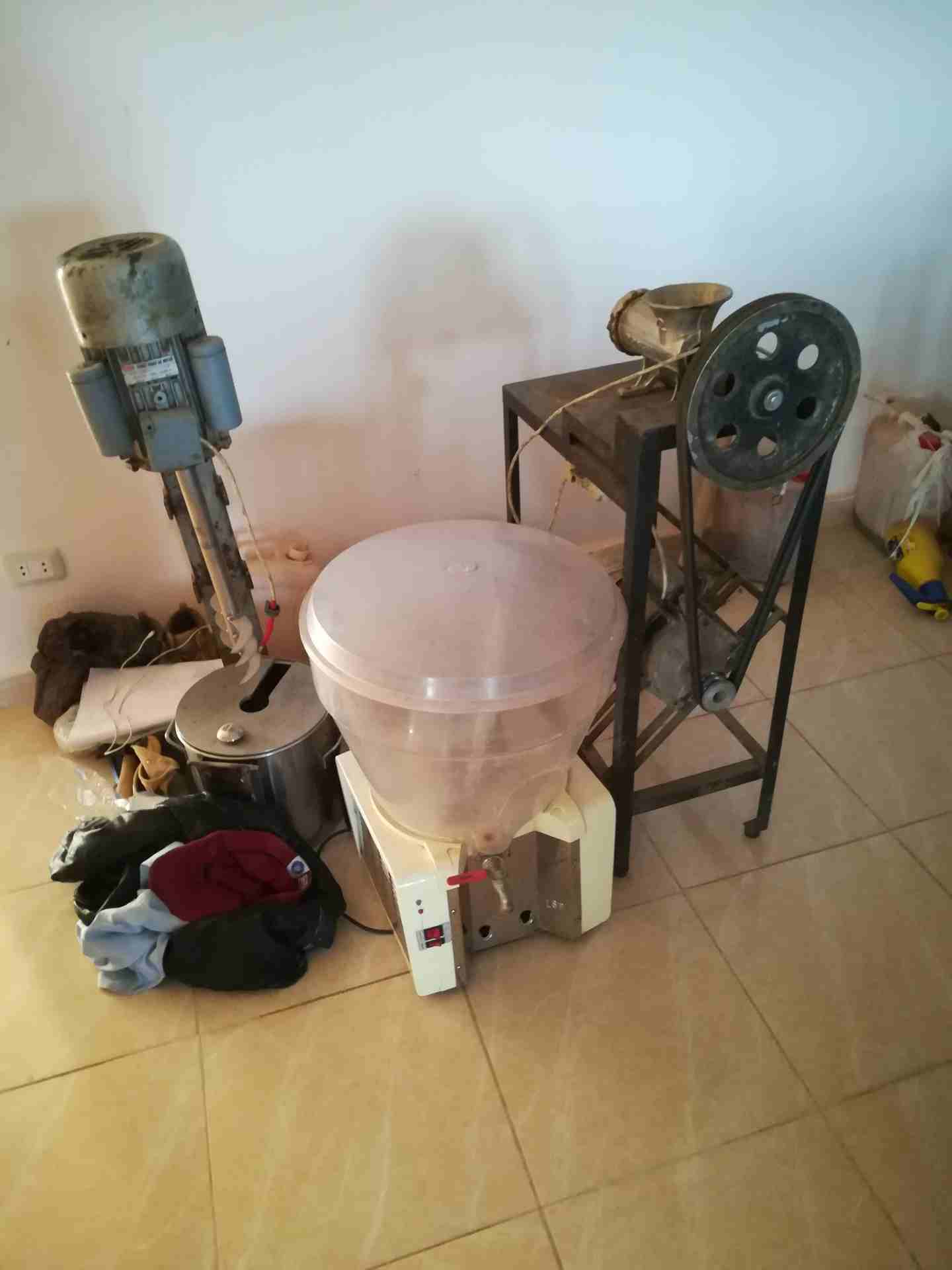 ماكينات مطعم فلافل
لا تنسَ أنك شاهدت هذا الإعلان في عنكبوت
تجهيز مطعم فلافل وحمص اجهزه مستعمله...