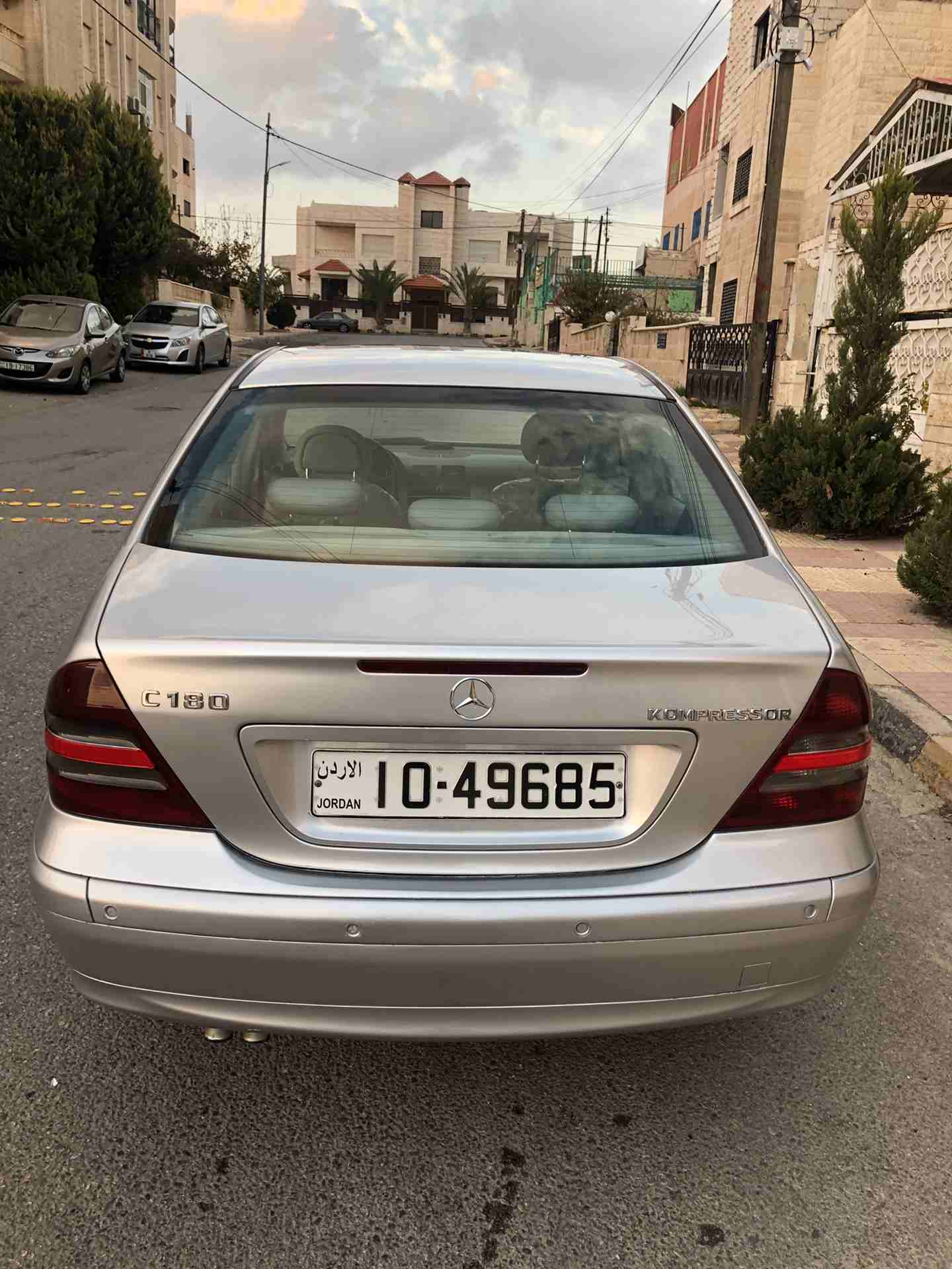 مرسيدس C180 كومبرسير 2005 فل اتوماتيك فحص كامل 7 جيد بحالة الوكالة
لا تنسَ أنك شاهدت هذا الإعلان في عنكبوت...