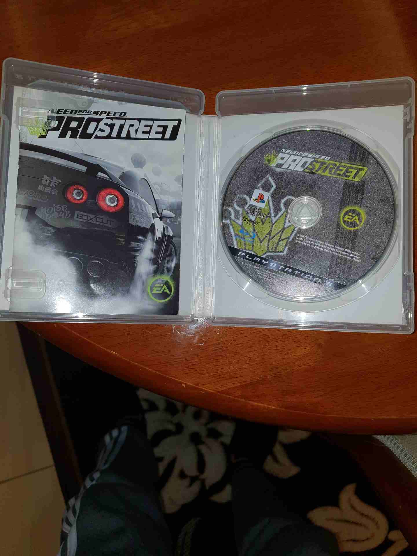 NEED FOR SPEED PRO STREET PS3
لا تنسَ أنك شاهدت هذا الإعلان في عنكبوت
السيدي مع علبته
التواصل لل...