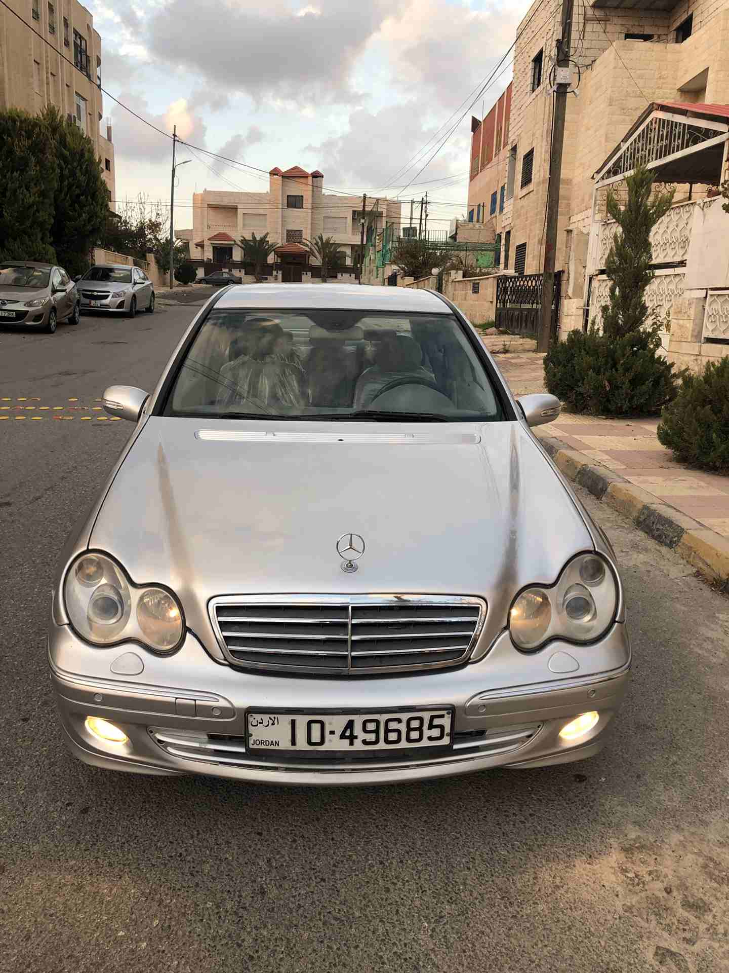 مرسيدس C180 كومبرسير 2005 فل اتوماتيك فحص كامل 7 جيد بحالة الوكالة
لا تنسَ أنك شاهدت هذا الإعلان في عنكبوت...
