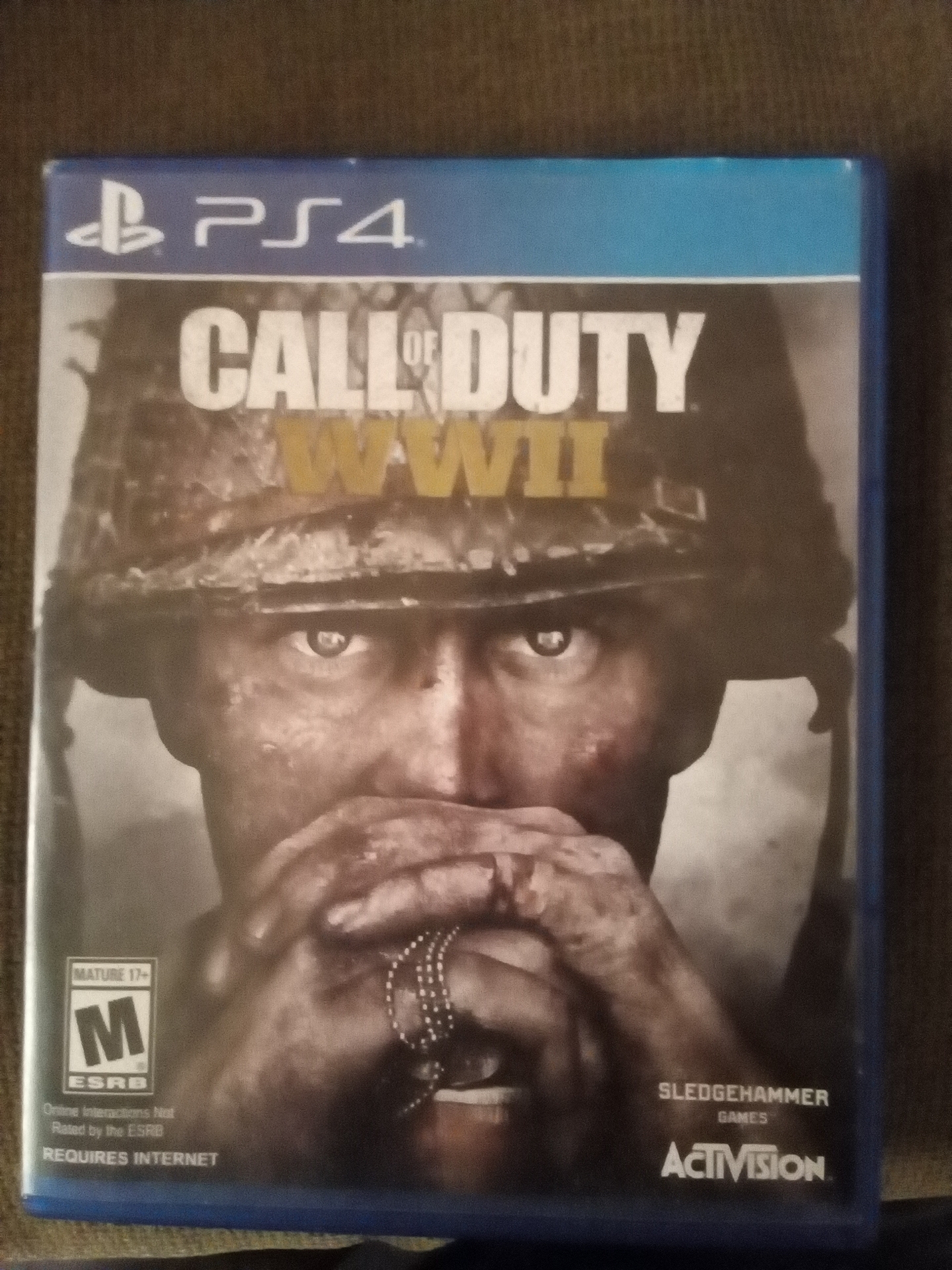 Call of duty wwii the disc has no scratches at all                                            


	 				لا تنسَ أنك شاهدت هذا الإعلان في عنكبوت            
	 				
                                it...