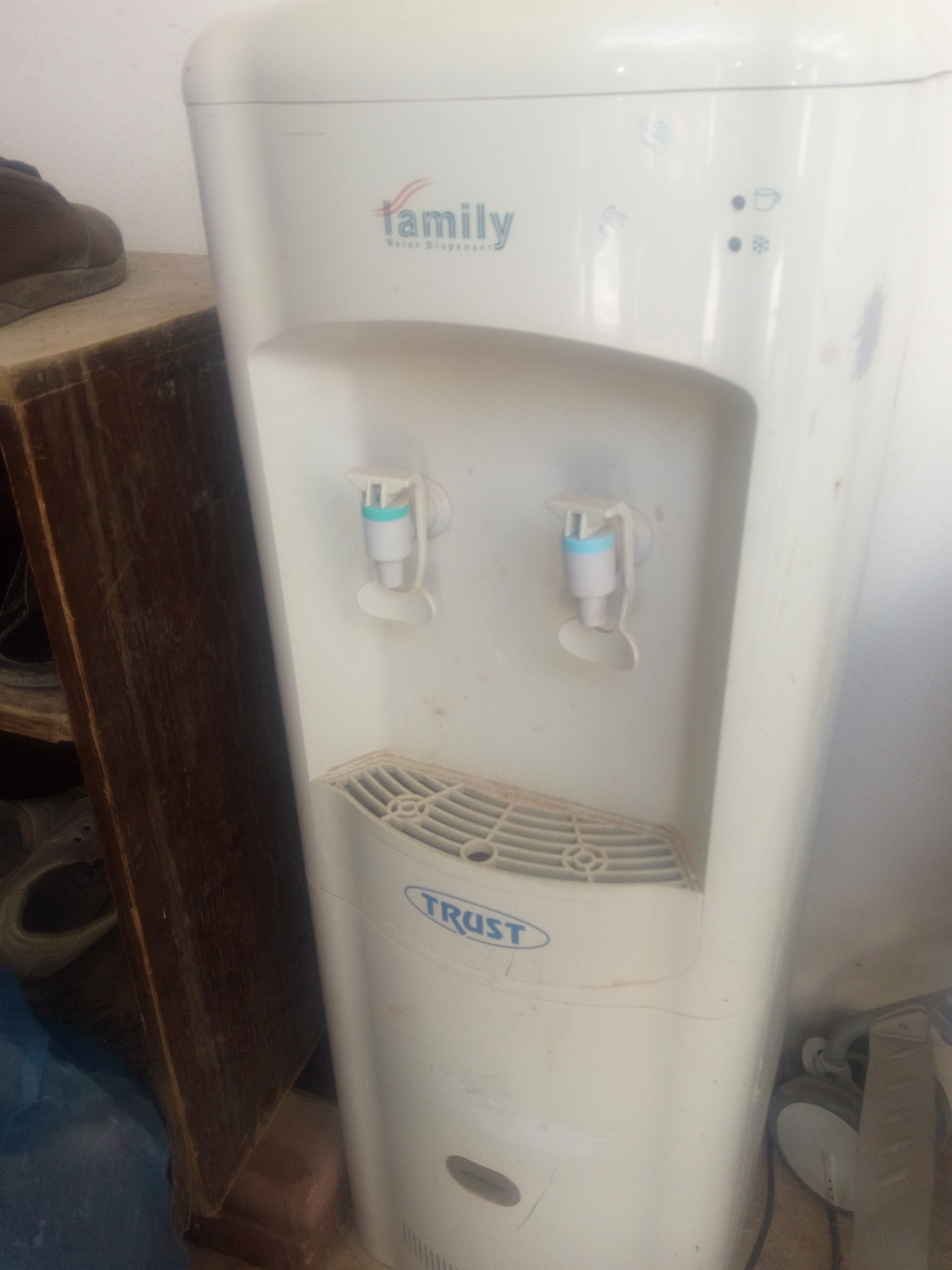 Water cooler Electrical problem                                            


	 				لا تنسَ أنك شاهدت هذا الإعلان في عنكبوت            
	 				
                                Electrical problem my...