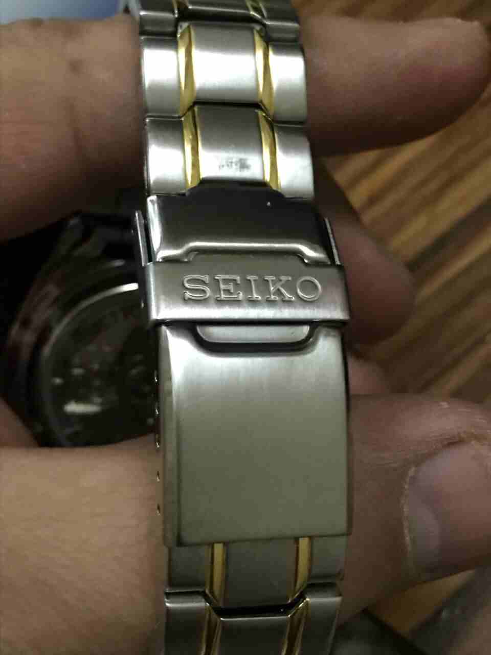 ساعه 5 seiko اوتوماتيك اصليه جديده
لا تنسَ أنك شاهدت هذا الإعلان في عنكبوت
ساعه سيكو 5 seiko اصلي...