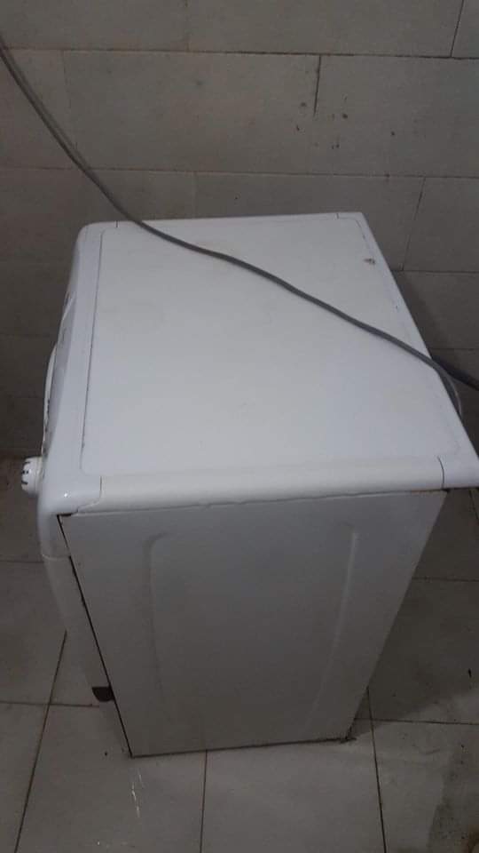 washing machine used in fairly okay condition                                            


	 				لا تنسَ أنك شاهدت هذا الإعلان في عنكبوت            
	 				
                                washing...