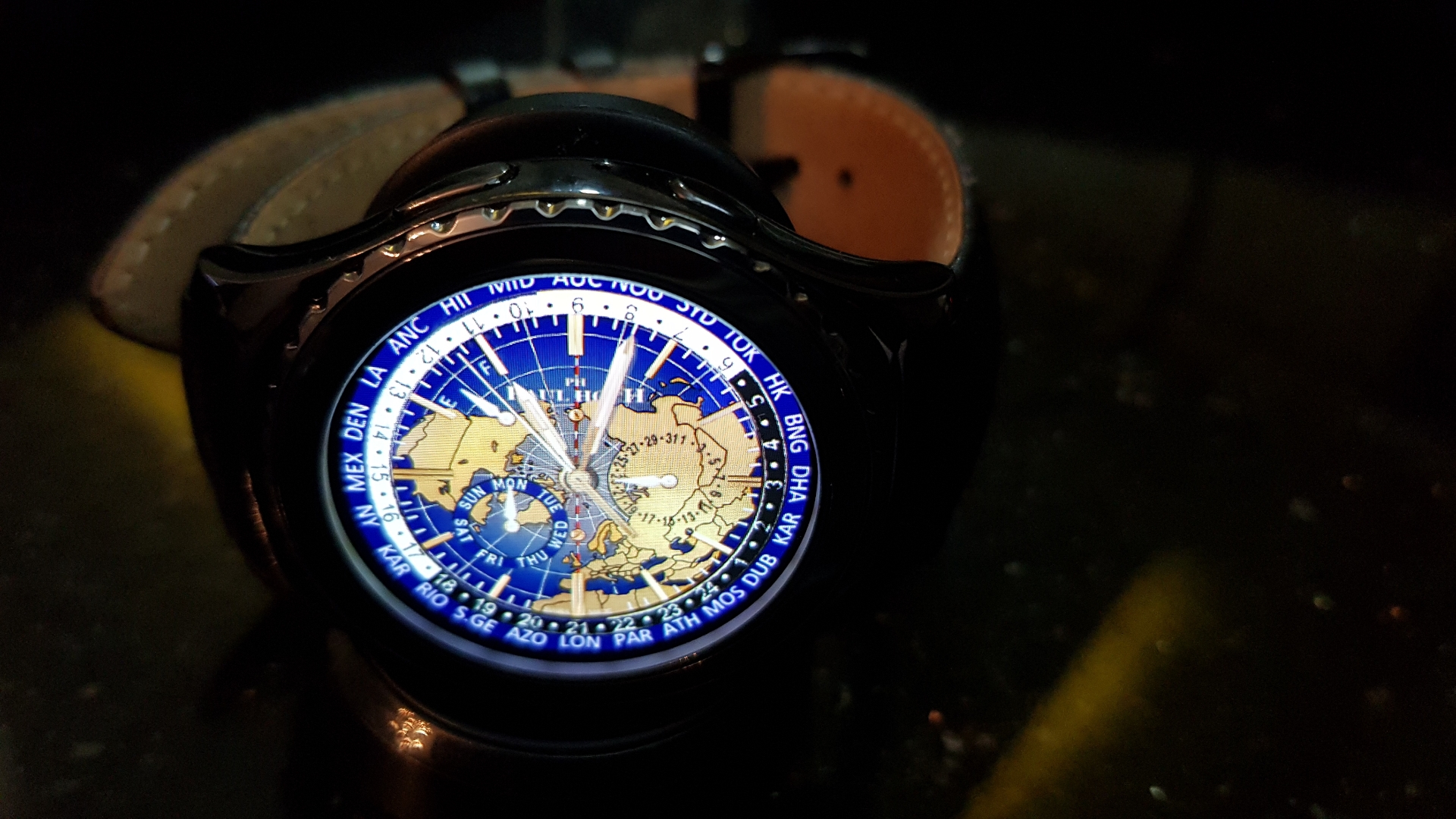 GEAR S2 CLASSIC IN EXCELLENT CONDITION
لا تنسَ أنك شاهدت هذا الإعلان في عنكبوت
GEAR S2 CLASSI...