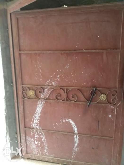 باب حديد ممتاز 290&times;220                                            


	 				لا تنسَ أنك شاهدت هذا الإعلان في عنكبوت            
	 				
                                باب حديد بي حاله جيده جد...