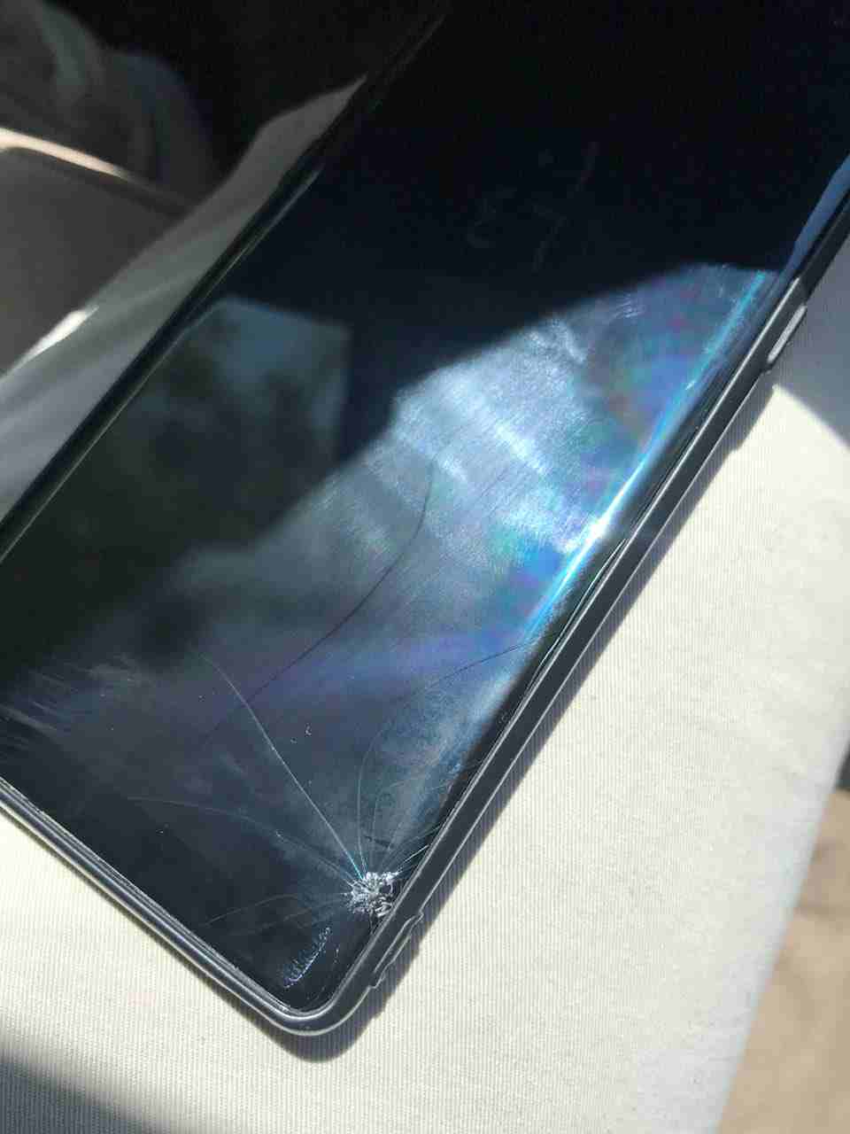 شاشة نوت Note8 فيها شعور بسيطه عن الجنب الاصليه عن جهاز للبيع
لا تنسَ أنك شاهدت هذا الإعلان في عنكبوت...