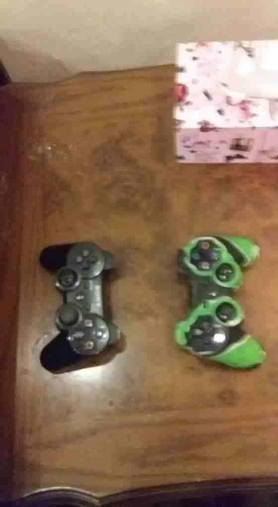 play station 3                                            


	 				لا تنسَ أنك شاهدت هذا الإعلان في عنكبوت            
	 				
                            play station3 للبيع بحالة الجديد 
مع كامل...
