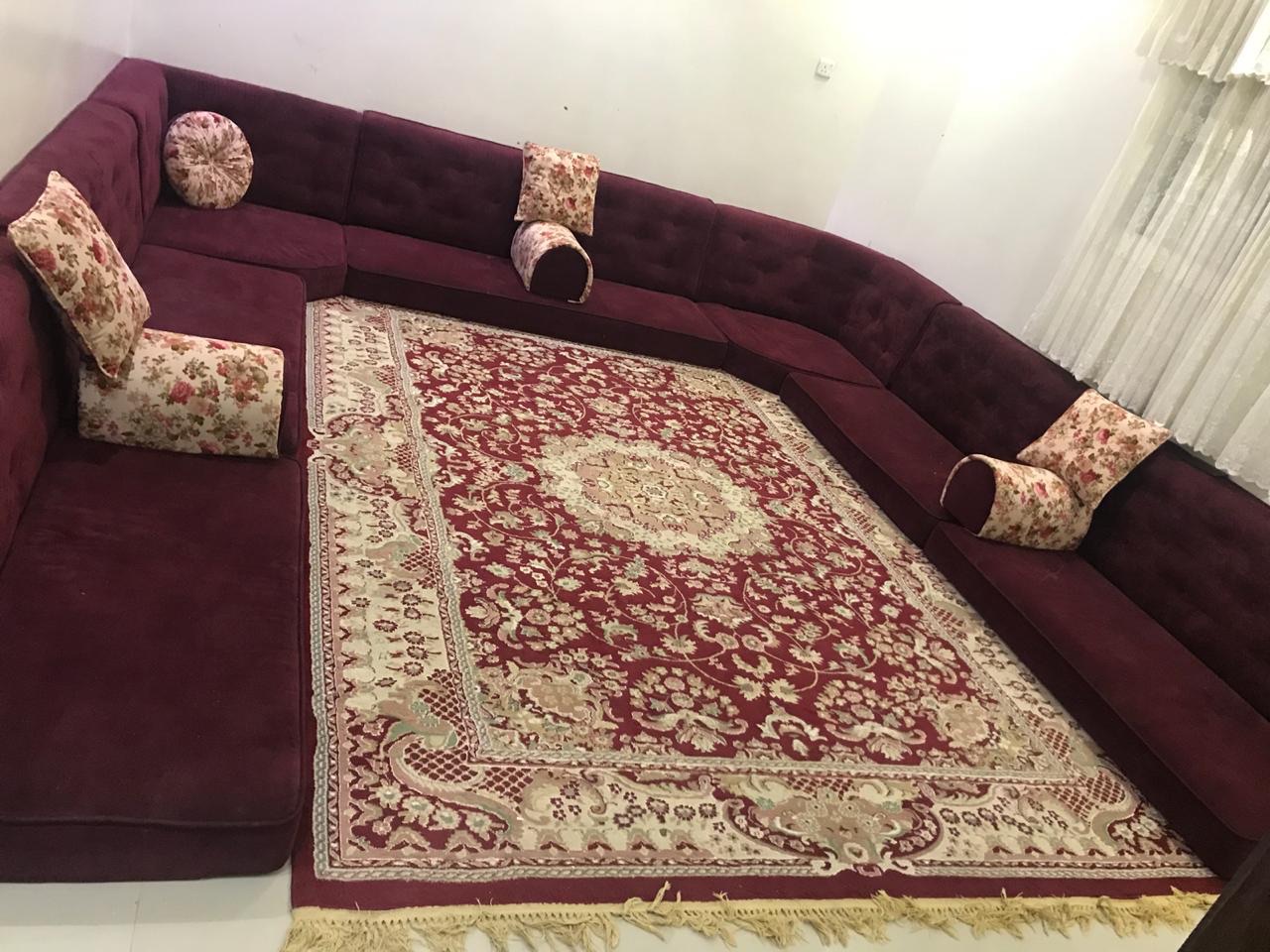 مجلس عربي نظيف جدا مع فرشه وستاره
لا تنسَ أنك شاهدت هذا الإعلان في عنكبوت
يوجد مجلس عربي على...