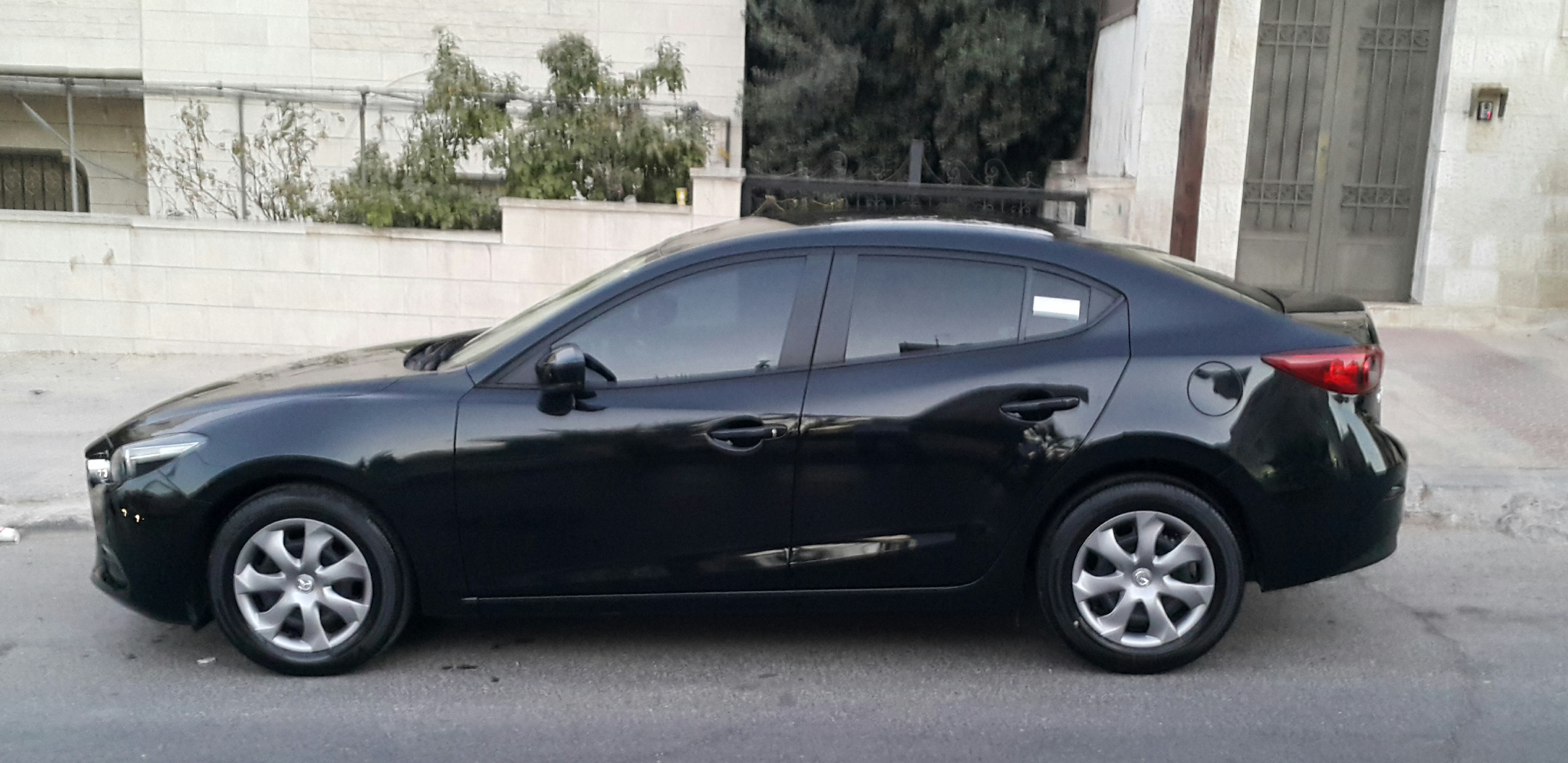 مازدا 3                                            


	 				لا تنسَ أنك شاهدت هذا الإعلان في عنكبوت            
	 				
                                ******اقل مده للايجار 3 ايام ********
مازدا 3...
