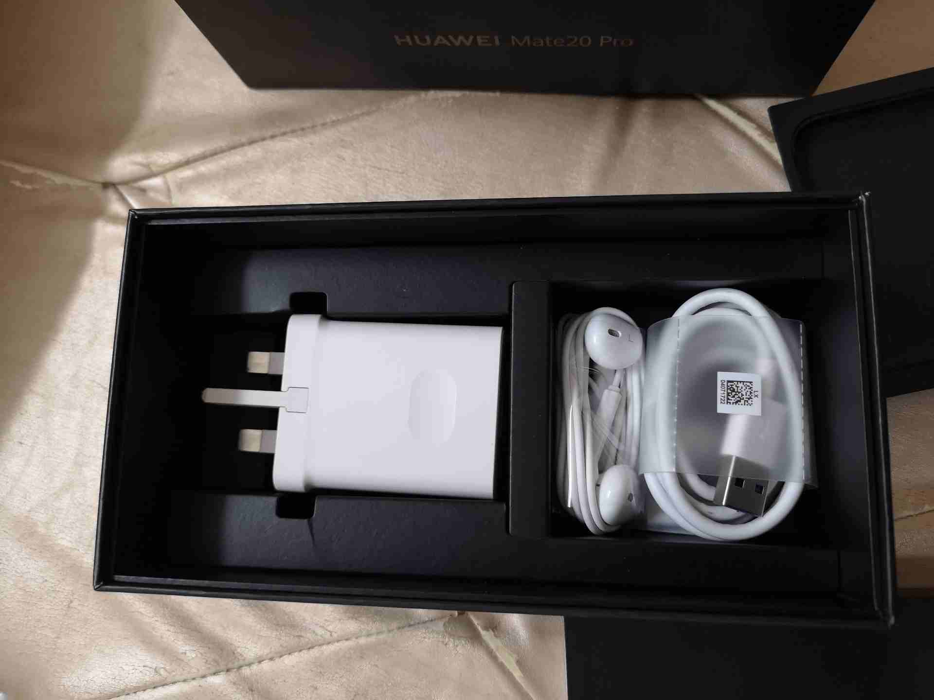 جوال هواوي Mate 20 Pro بحالة الجديد للبيع
لا تنسَ أنك شاهدت هذا الإعلان في عنكبوت
السلام عليكم ور...