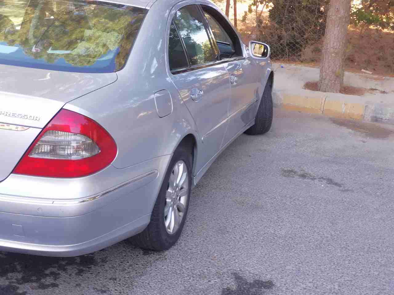 مرسيدس E200 اليجانس موديل 2007
لا تنسَ أنك شاهدت هذا الإعلان في عنكبوت
مرسيدس E200 اليجانس/كومبرى...