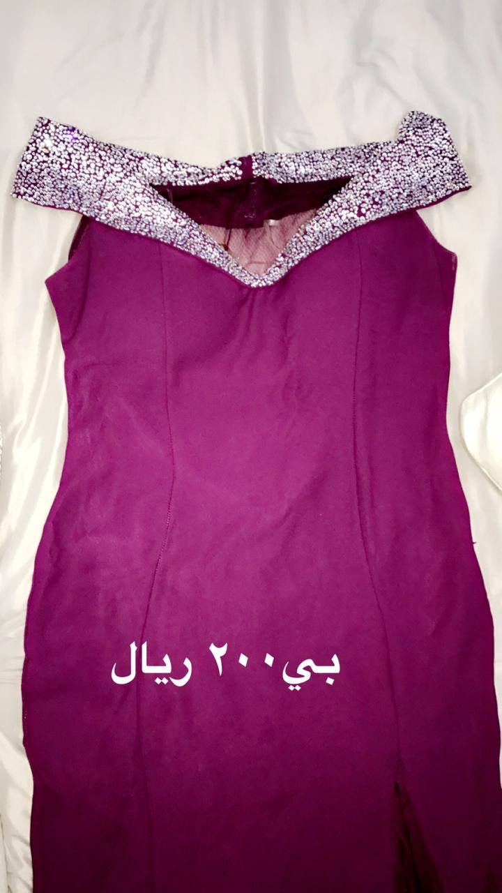 للبيع فساتين جديده و مستعمله بسعر رمزي
لا تنسَ أنك شاهدت هذا الإعلان في عنكبوت
للبيع فساتين...