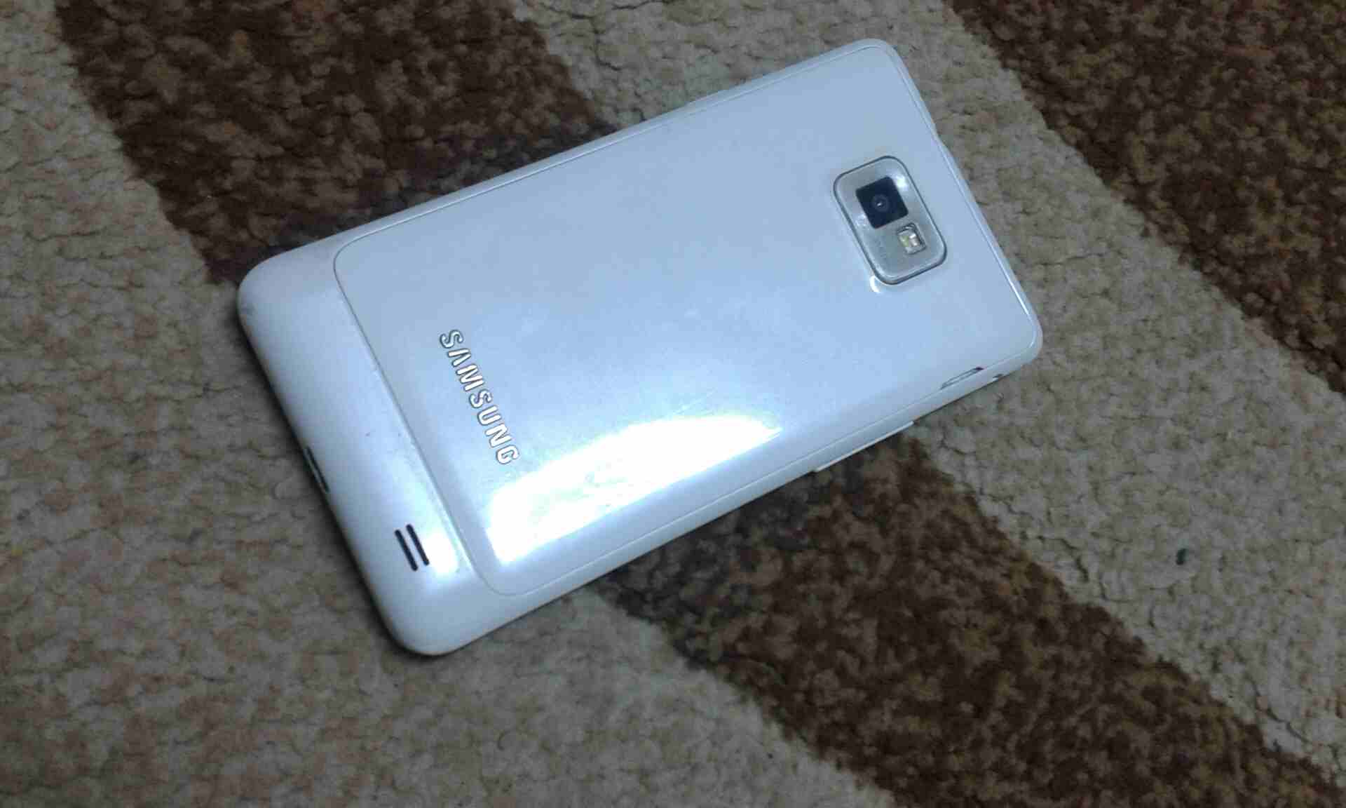 s2 16GB                                            


	 				لا تنسَ أنك شاهدت هذا الإعلان في عنكبوت            
	 				
                            نظيف  بدون مشاكل ما معه اشي للاستفسار 0780333789...