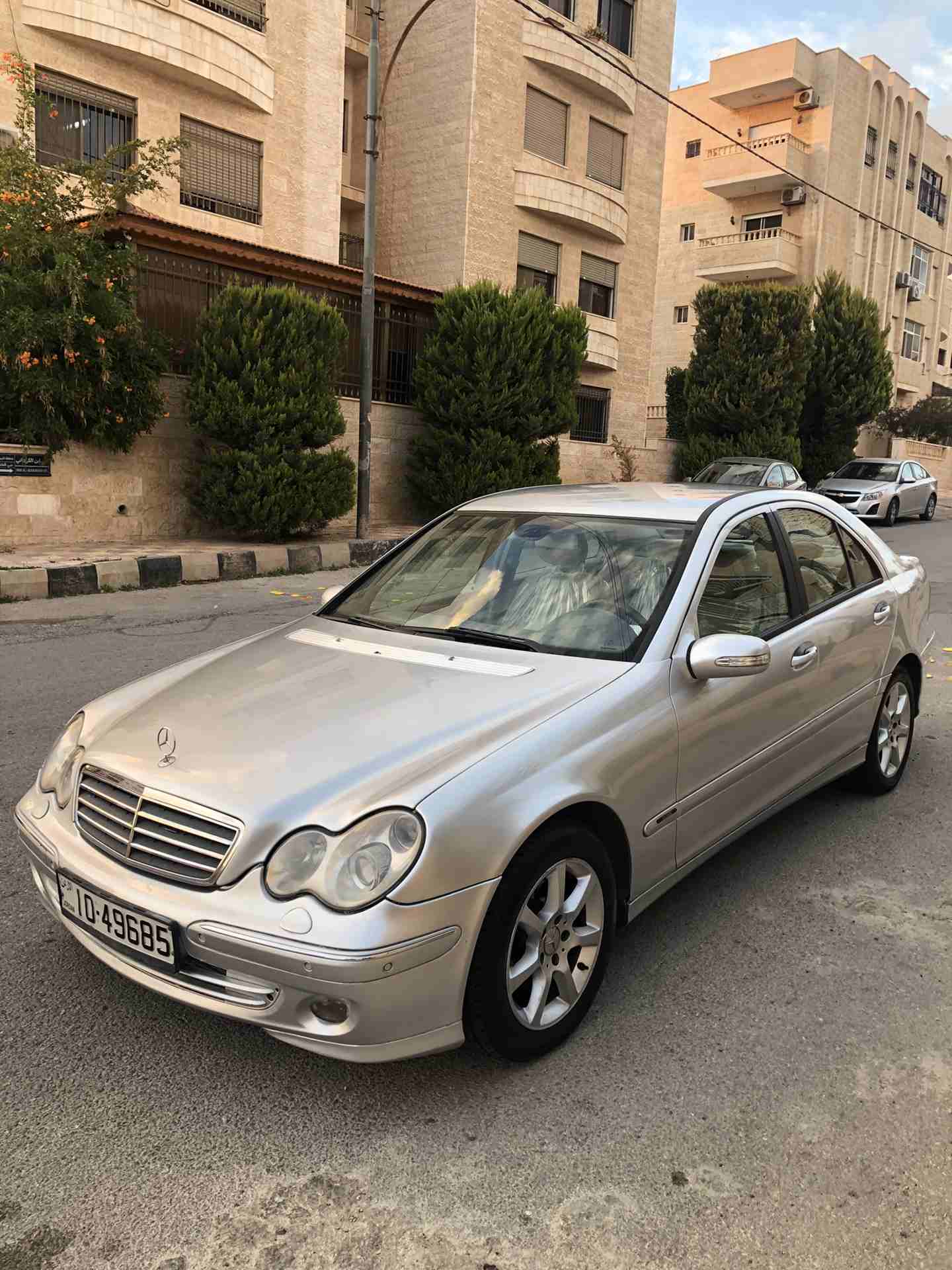 مرسيدس C180 كومبرسير 2005 فل اتوماتيك فحص كامل 7 جيد بحالة الوكالة
لا تنسَ أنك شاهدت هذا الإعلان في عنكبوت...
