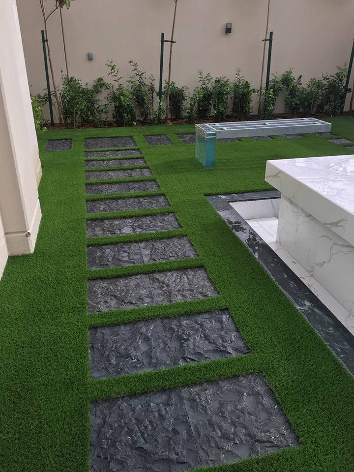 لاندسكيب - لاند سكيب Landscape
لا تنسَ أنك شاهدت هذا الإعلان في عنكبوت
تقدم لكم العملاق بلاي...