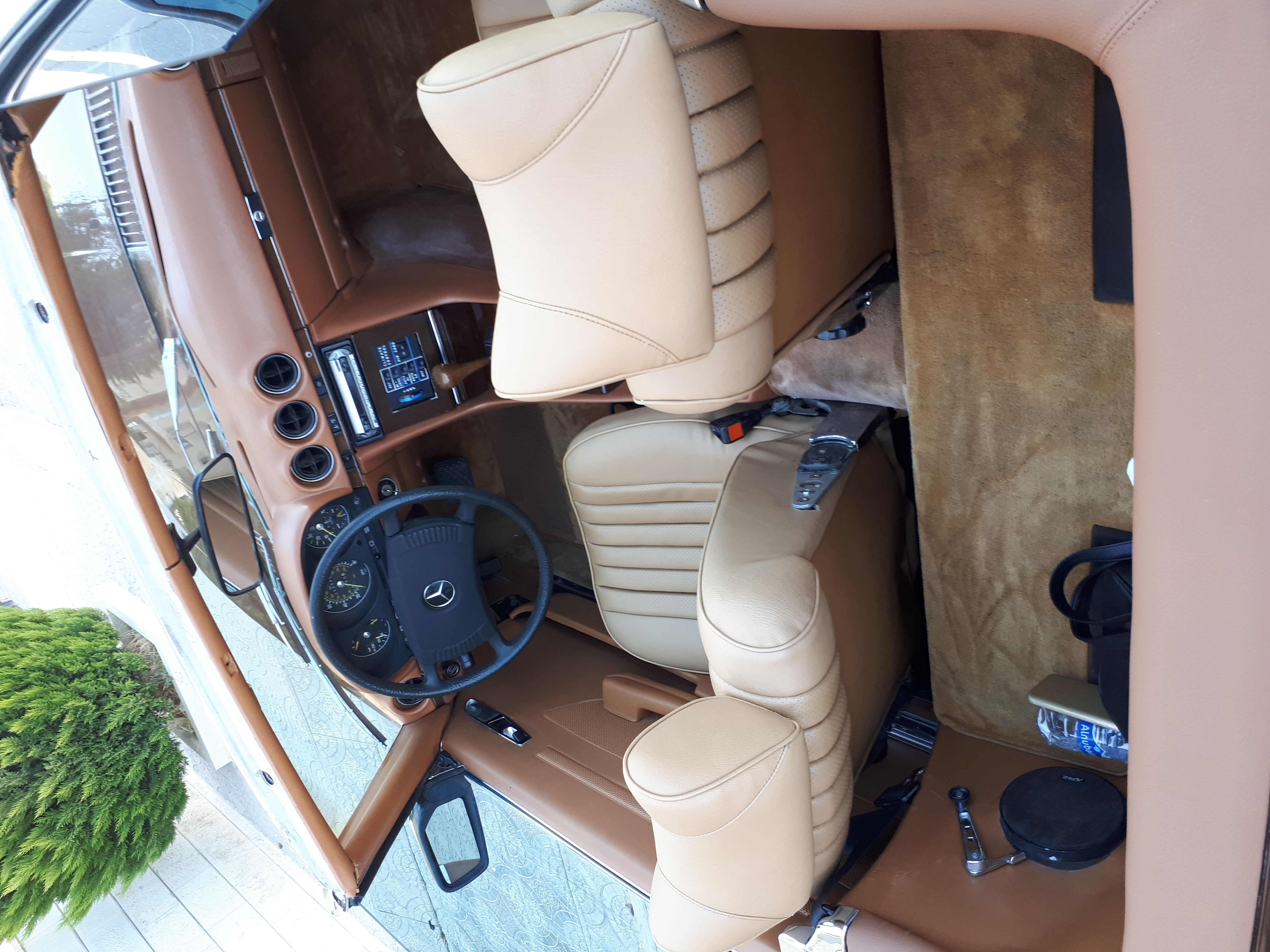 مرسيدس كلاسيك SL 450 موديل 1979
لا تنسَ أنك شاهدت هذا الإعلان في عنكبوت
مرسيدس كلاسيك SL 450...