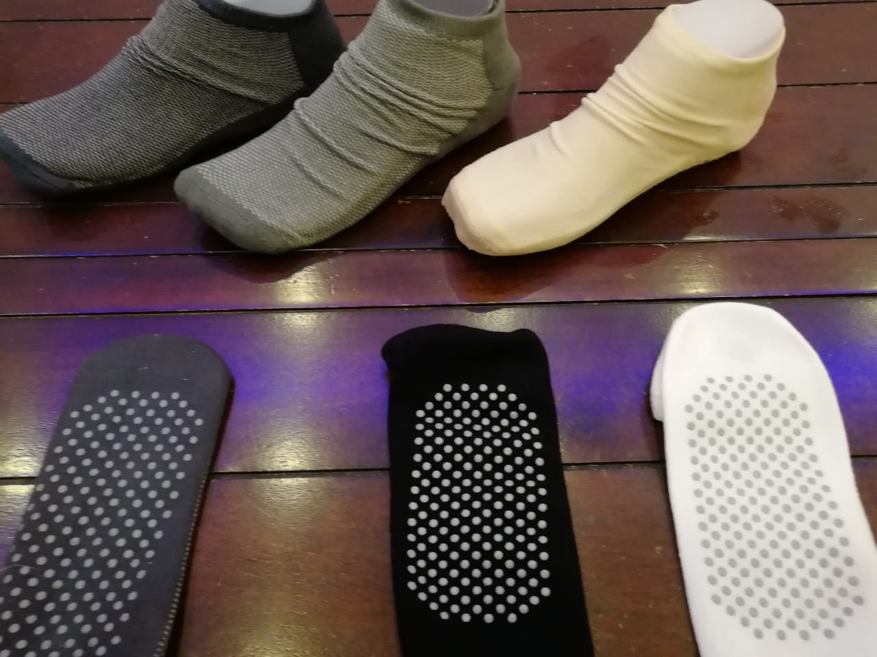 جوارب طبية لمرضى السكري Medsox
لا تنسَ أنك شاهدت هذا الإعلان في عنكبوت
جوارب طبية لمرضى السكر...