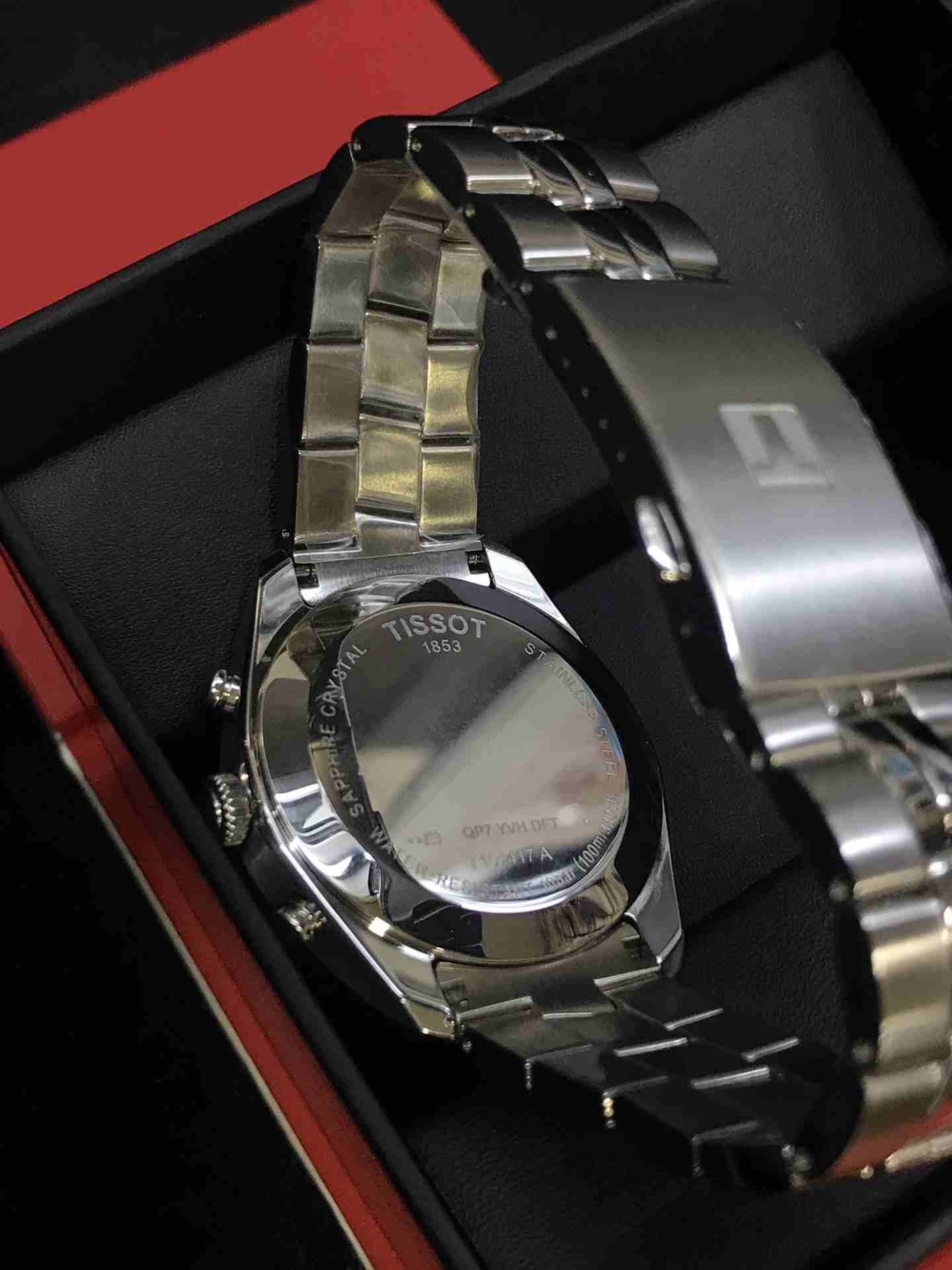TISSOT PR 100 CHRONOGRAPH                                            


	 				لا تنسَ أنك شاهدت هذا الإعلان في عنكبوت            
	 				
                            Reference	T101.417.11.051.00
Or...